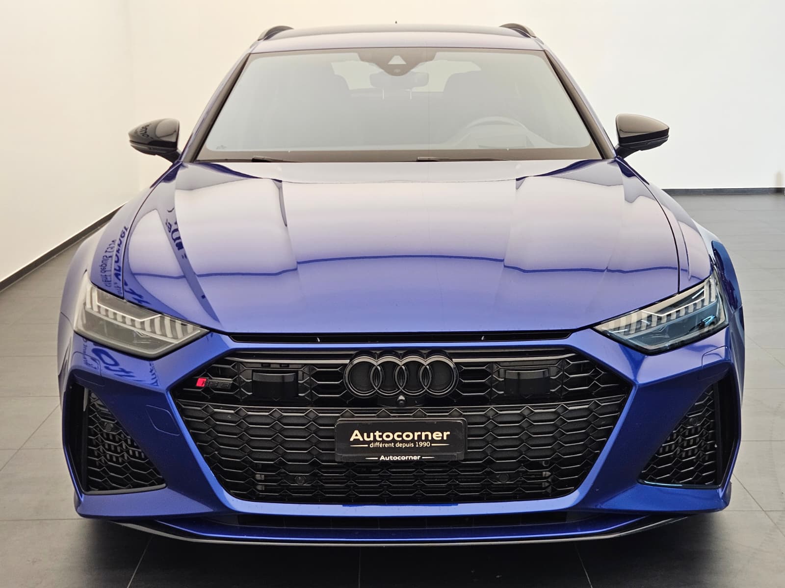 AUDI RS6 Avant 4.0 TFSI V8 quattro-showroom-element-3