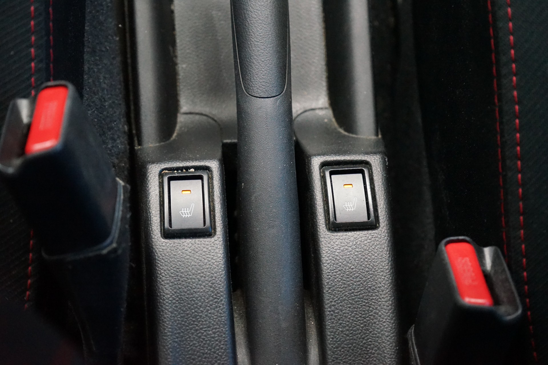 SUZUKI Swift Sport 1.4i 16V Compact Top Hybrid-image-12