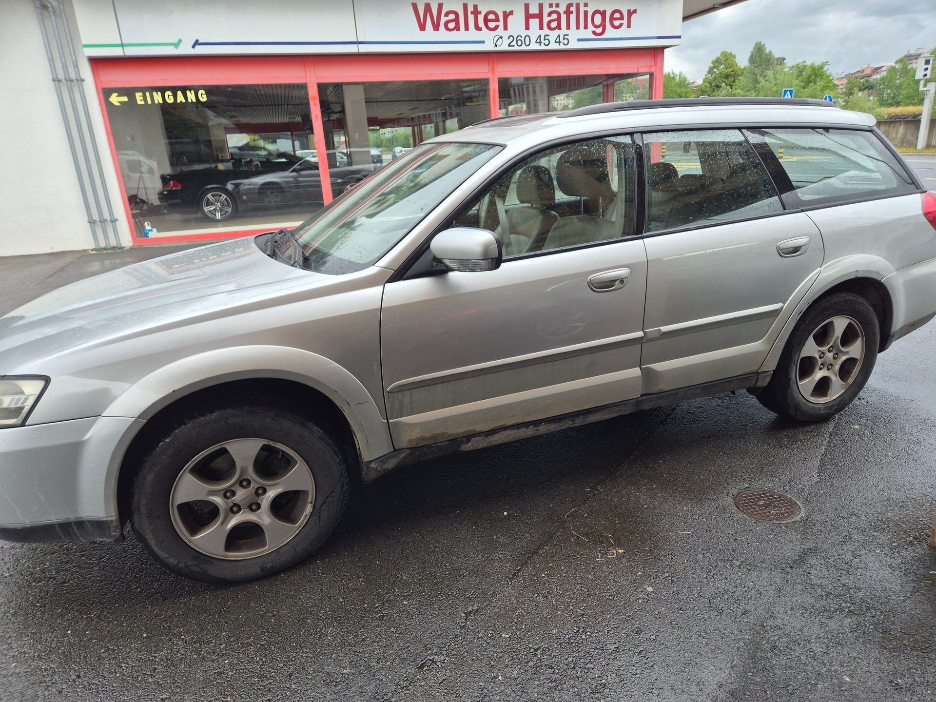 SUBARU Outback 3.0R AWD H6 Automatic-image-3