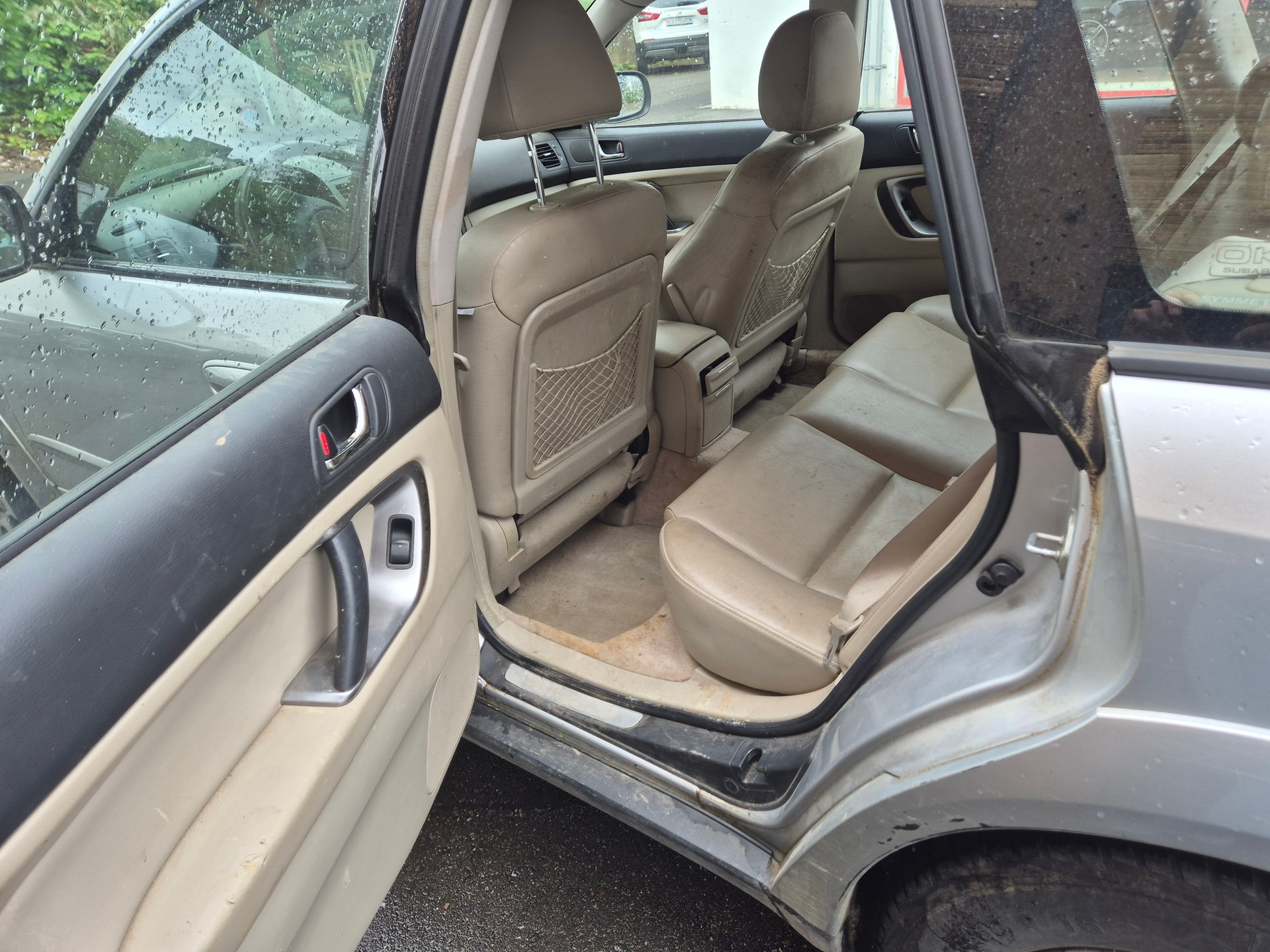 SUBARU Outback 3.0R AWD H6 Automatic-image-9