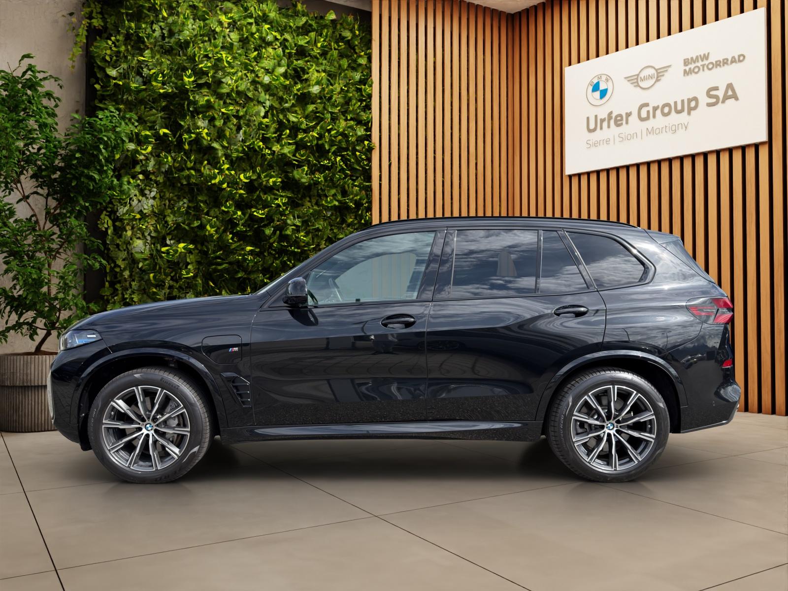 BMW X5 xDrive 50e M Sport Steptronic (CH)⛽ + 🔌-showroom-element-3