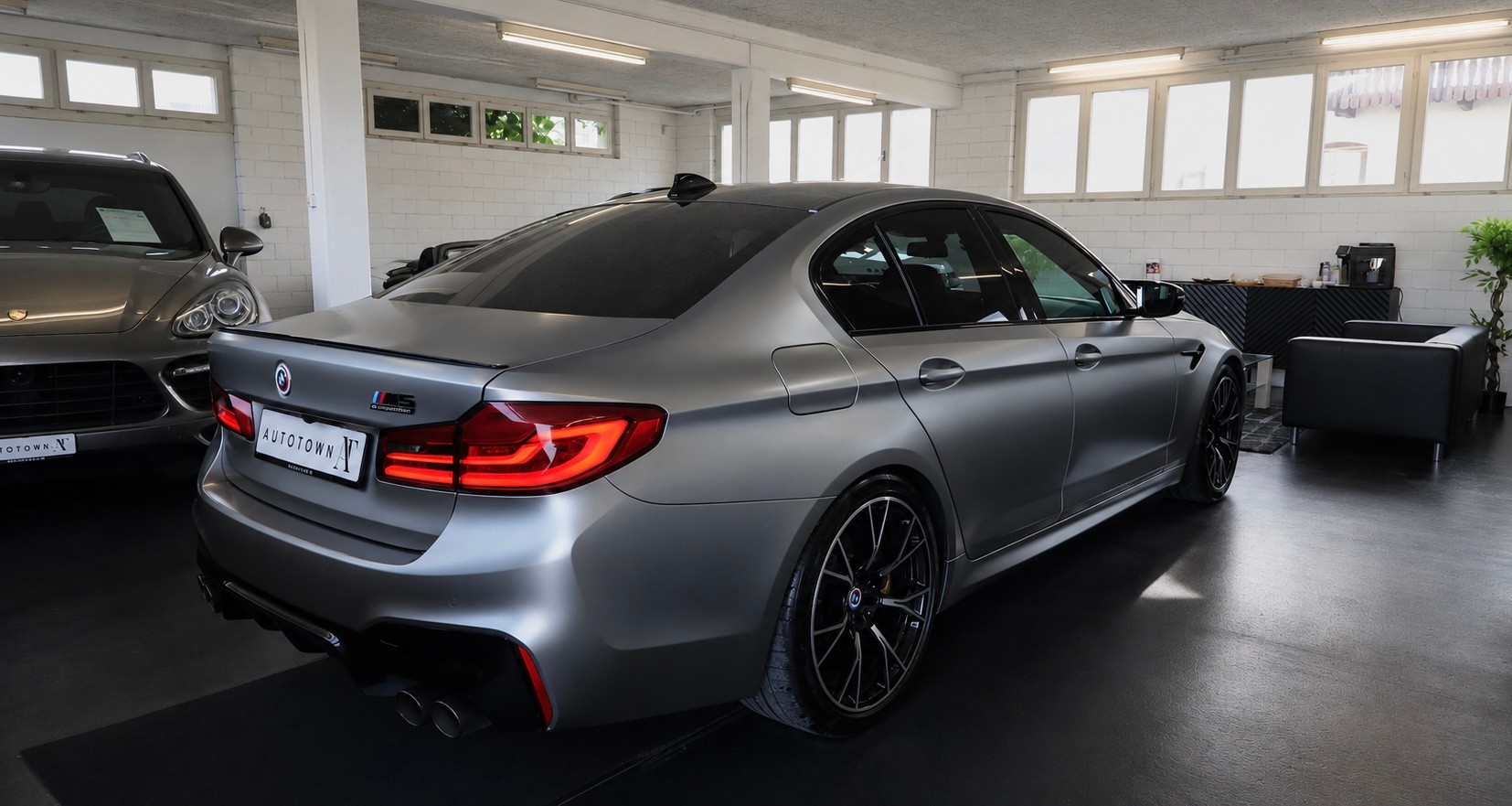 BMW M5 xDrive Competition Drivelogic-showroom-element-1
