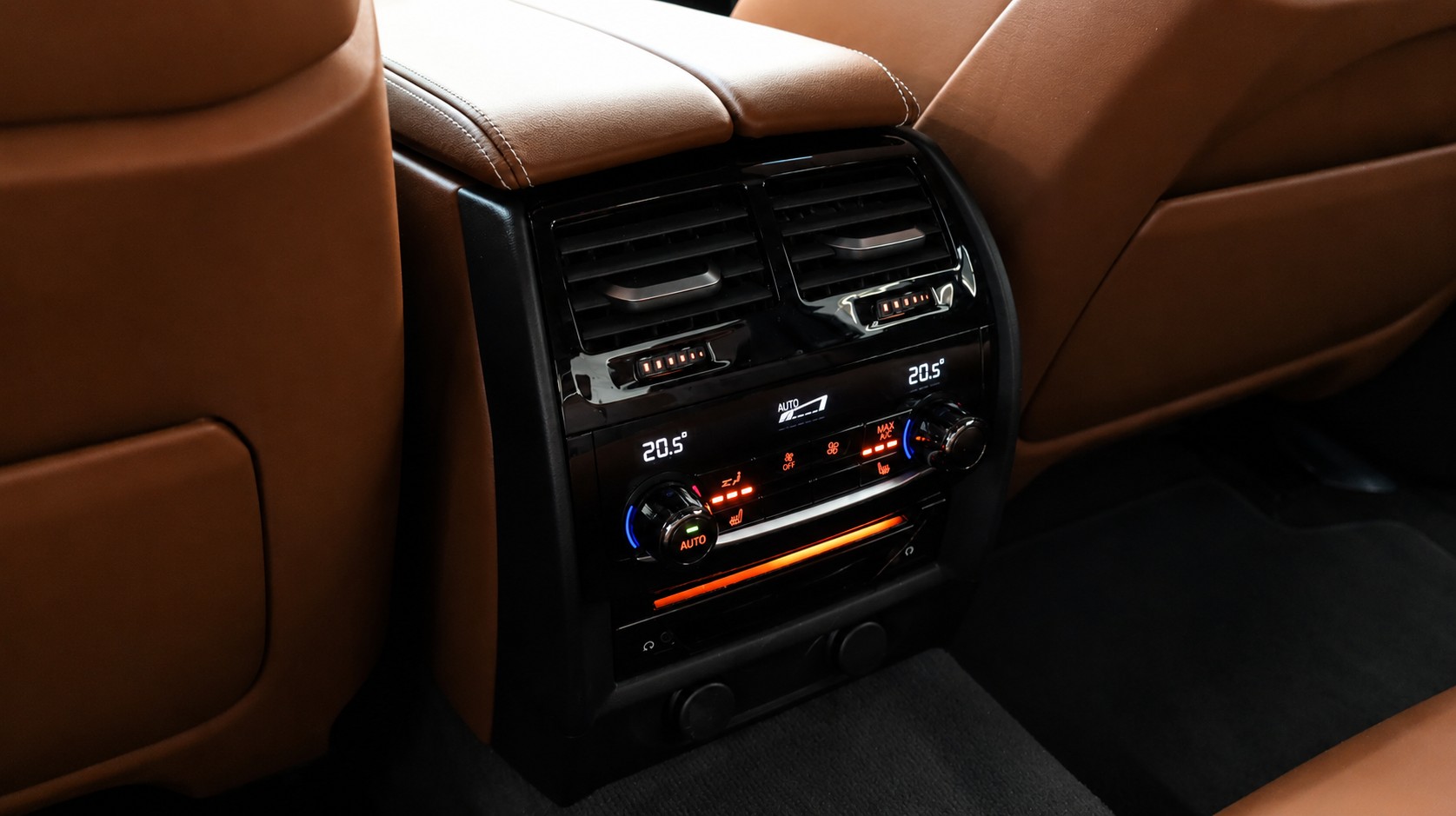 BMW M5 xDrive Competition Drivelogic-image-15