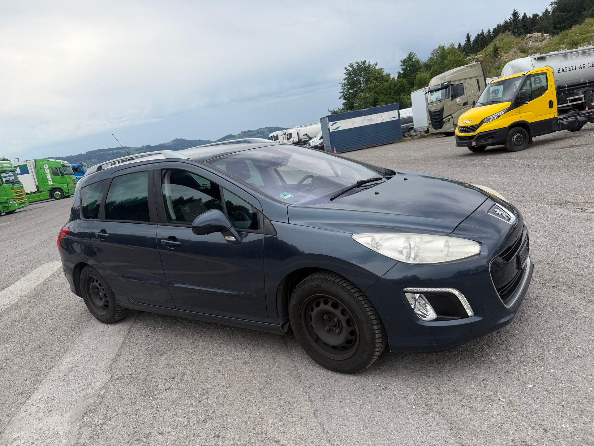 PEUGEOT 308 SW 1.6 16V VTI Active-image-2