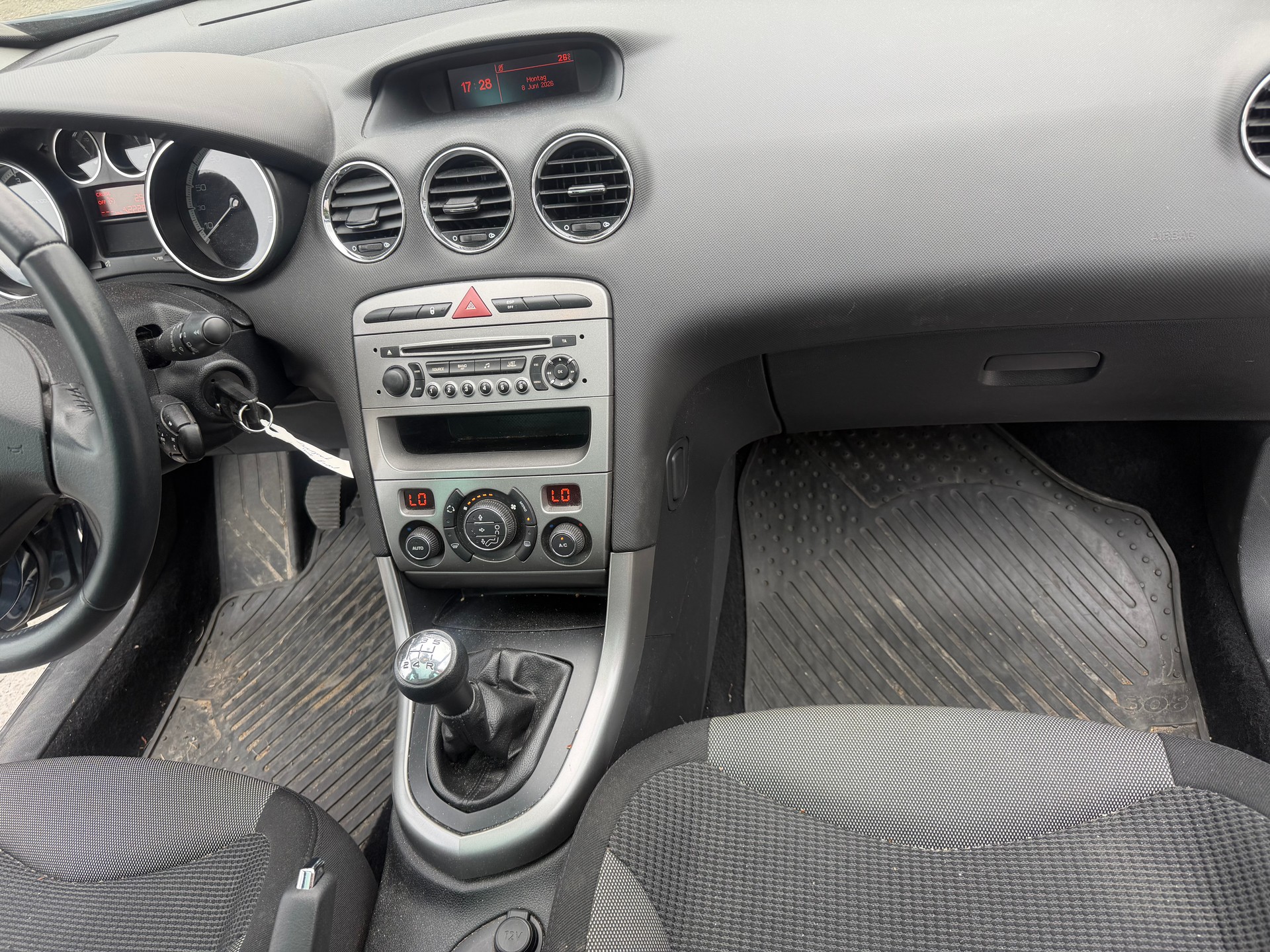 PEUGEOT 308 SW 1.6 16V VTI Active-image-5