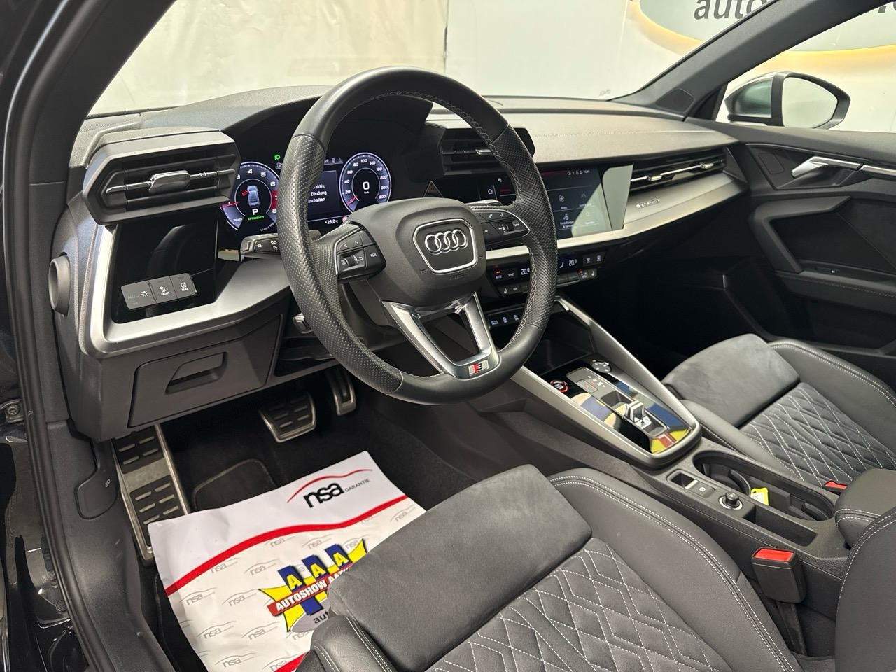 AUDI S3 Limousine 2.0 TFSI quattro S-tronic-showroom-element-2