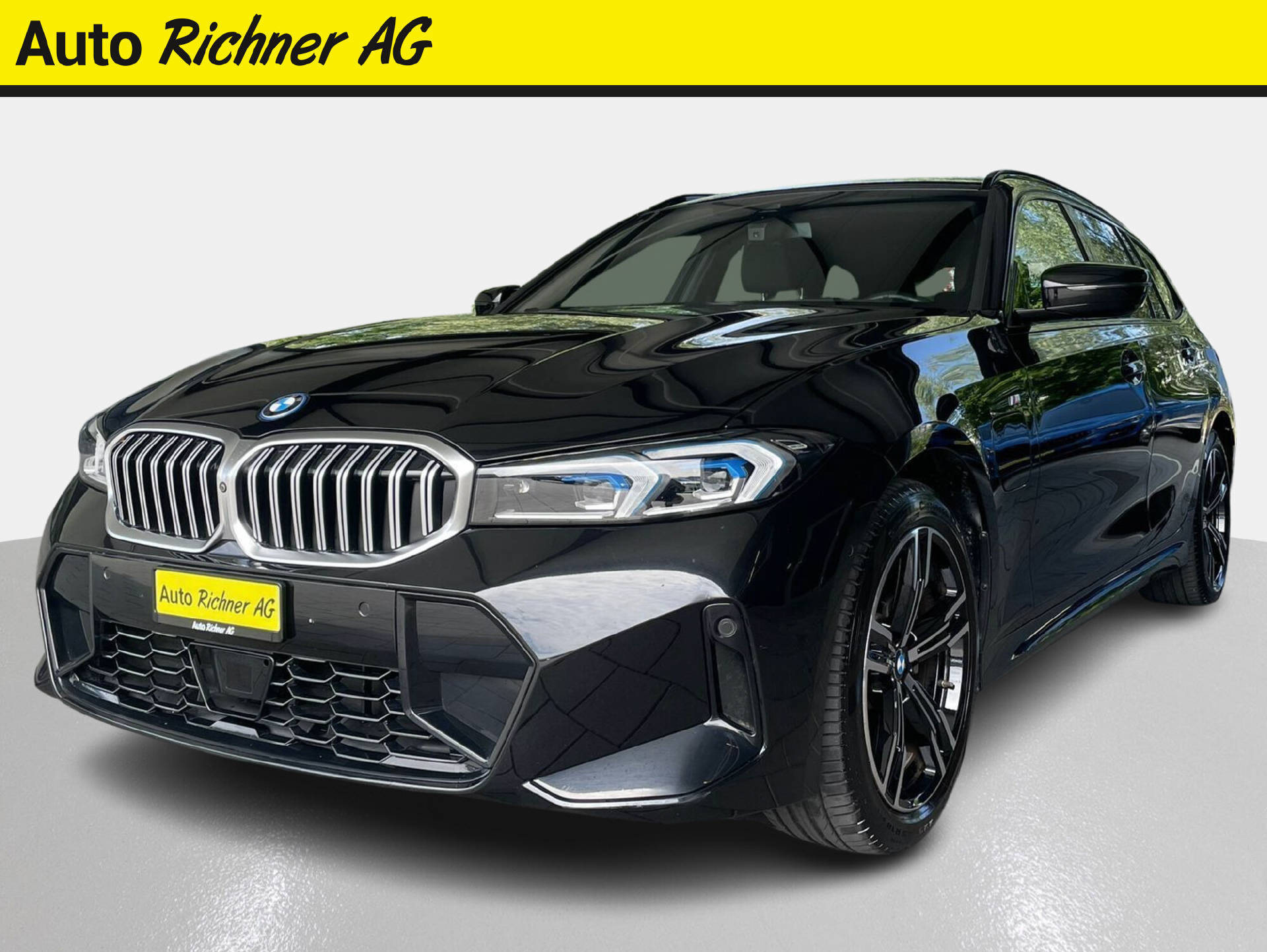 BMW 330e xDrive SAG Touring-showroom-element-1