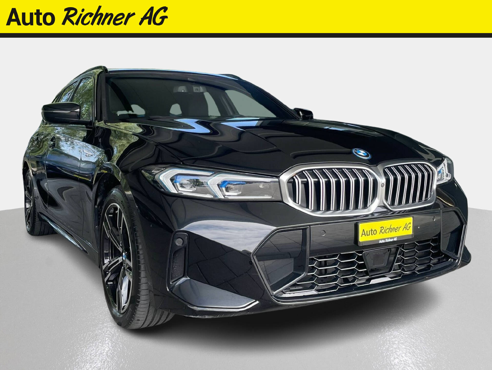 BMW 330e xDrive SAG Touring