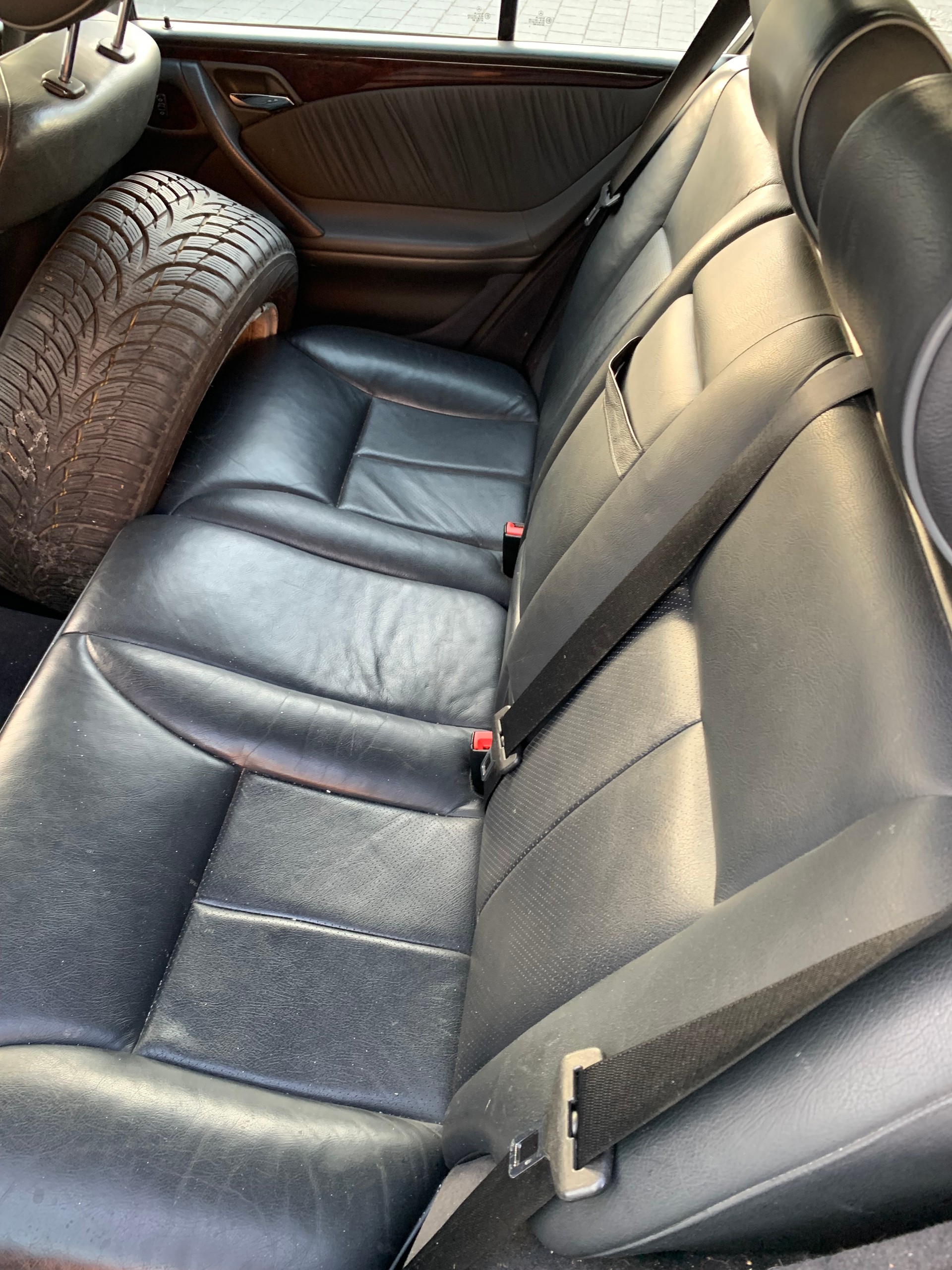 MERCEDES-BENZ E 280 Elégance 4-Matic Automatic-image-7