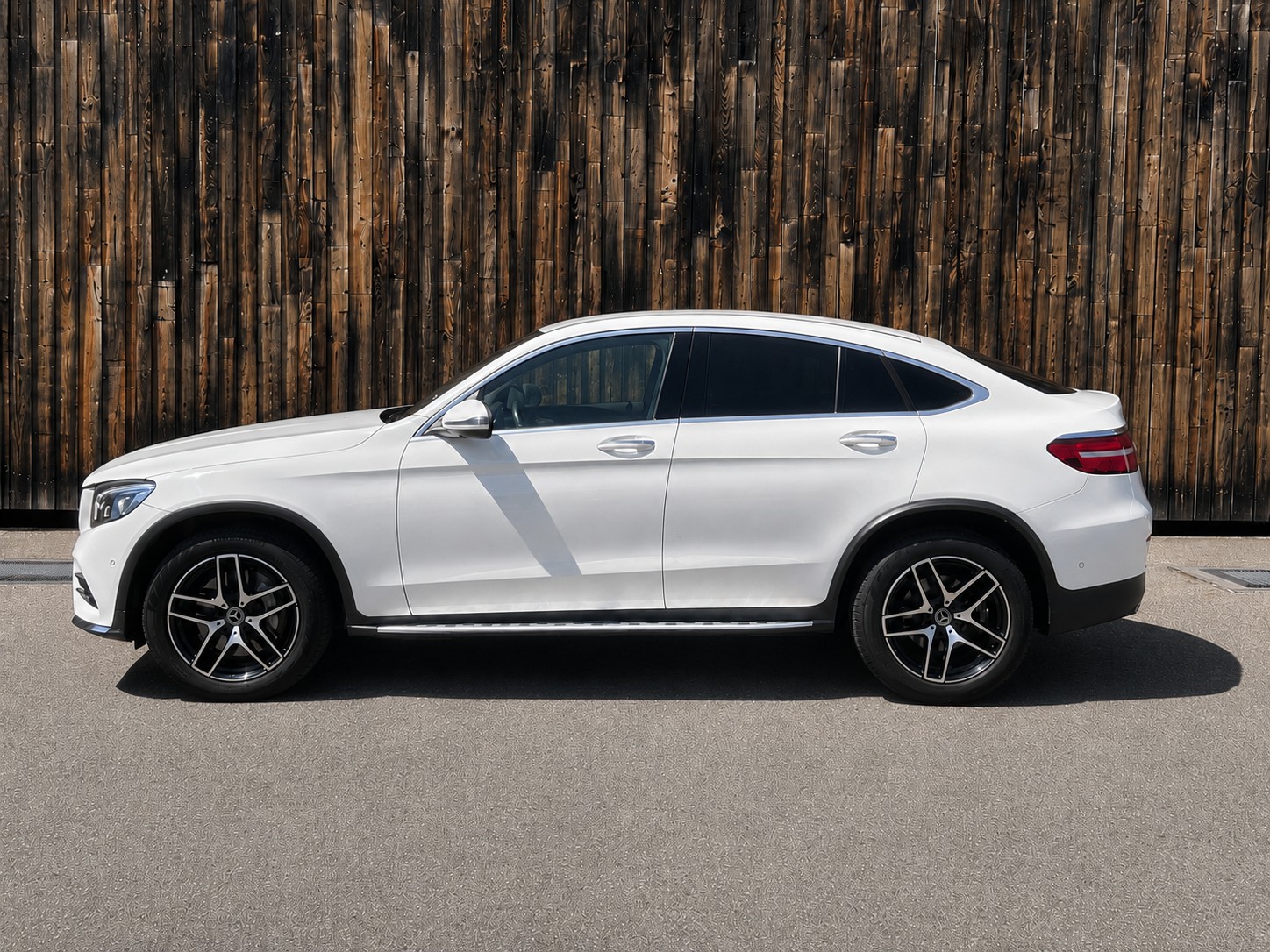MERCEDES-BENZ GLC Coupé 250 d AMG Line 4Matic 9G-Tronic-showroom-element-1
