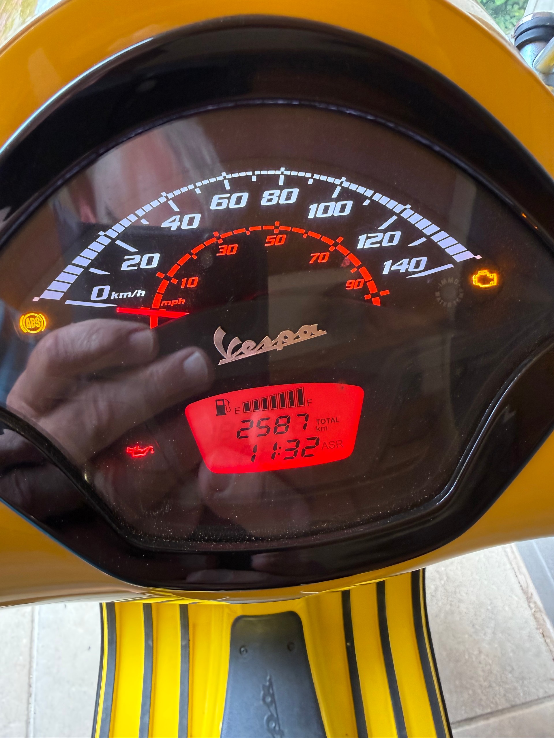 PIAGGIO Vespa GTS 300 HPE ABS/ASR-image-4