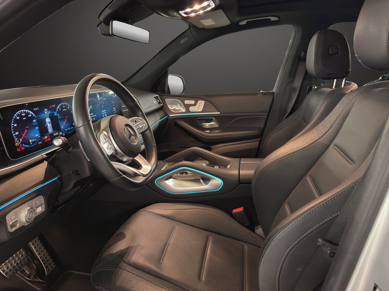 MERCEDES-BENZ GLE 450 4Matic AMG Line 9G-Tronic-image-9