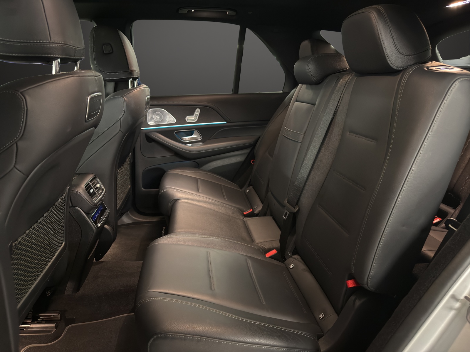 MERCEDES-BENZ GLE 450 4Matic AMG Line 9G-Tronic-image-15