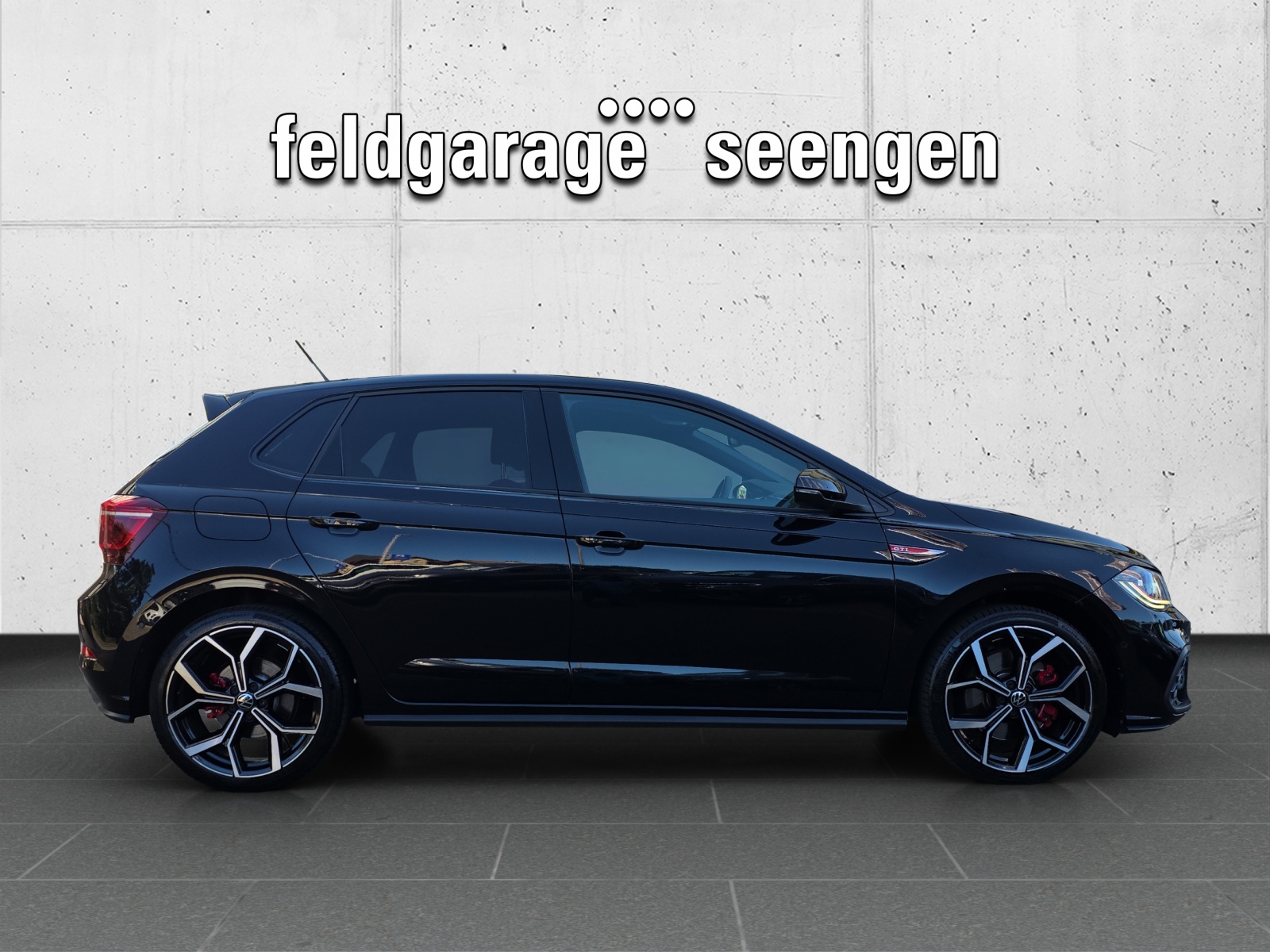 VW Polo 2.0 TSI GTI DSG mit Panoramadach, Rückfahrkamera, ACC, Navi, BeatsAudio, usw.-showroom-element-3