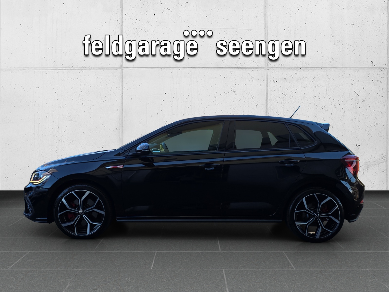 VW Polo 2.0 TSI GTI DSG mit Panoramadach, Rückfahrkamera, ACC, Navi, BeatsAudio, usw.-showroom-element-1