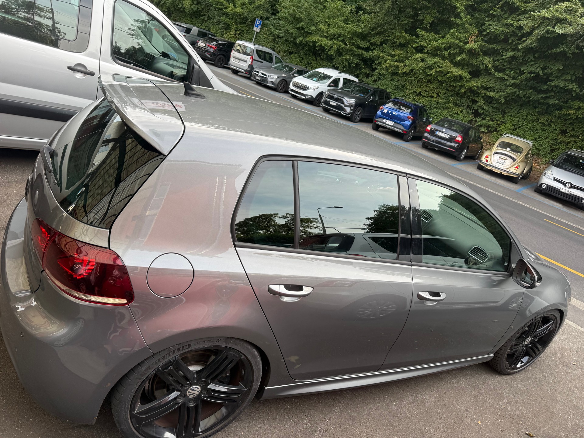 VW Golf 2.0 TSI R 4Motion DSG-image-6