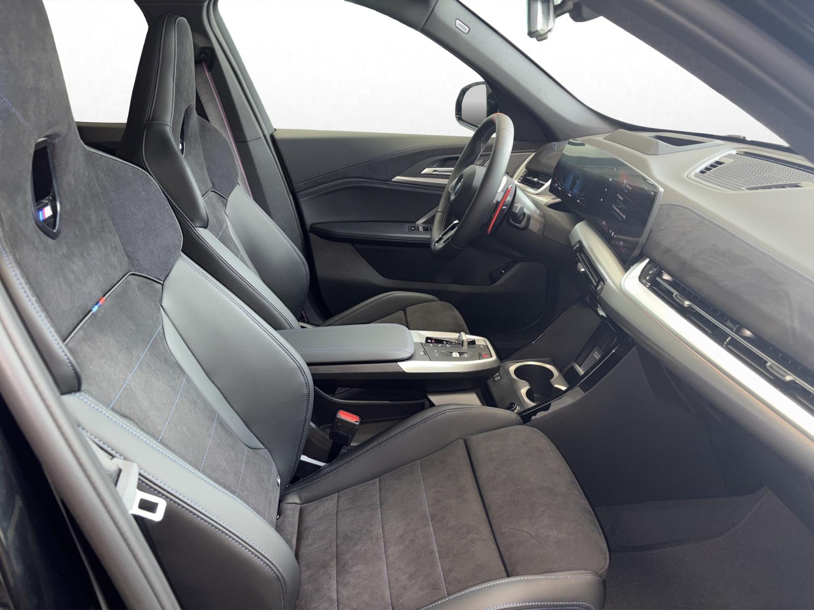 BMW X1 M35i-image-14