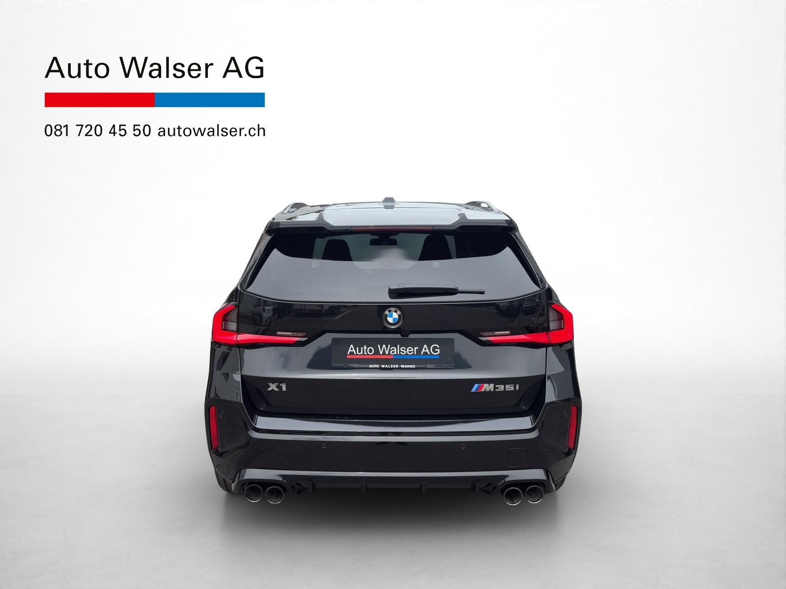 BMW X1 M35i-showroom-element-3