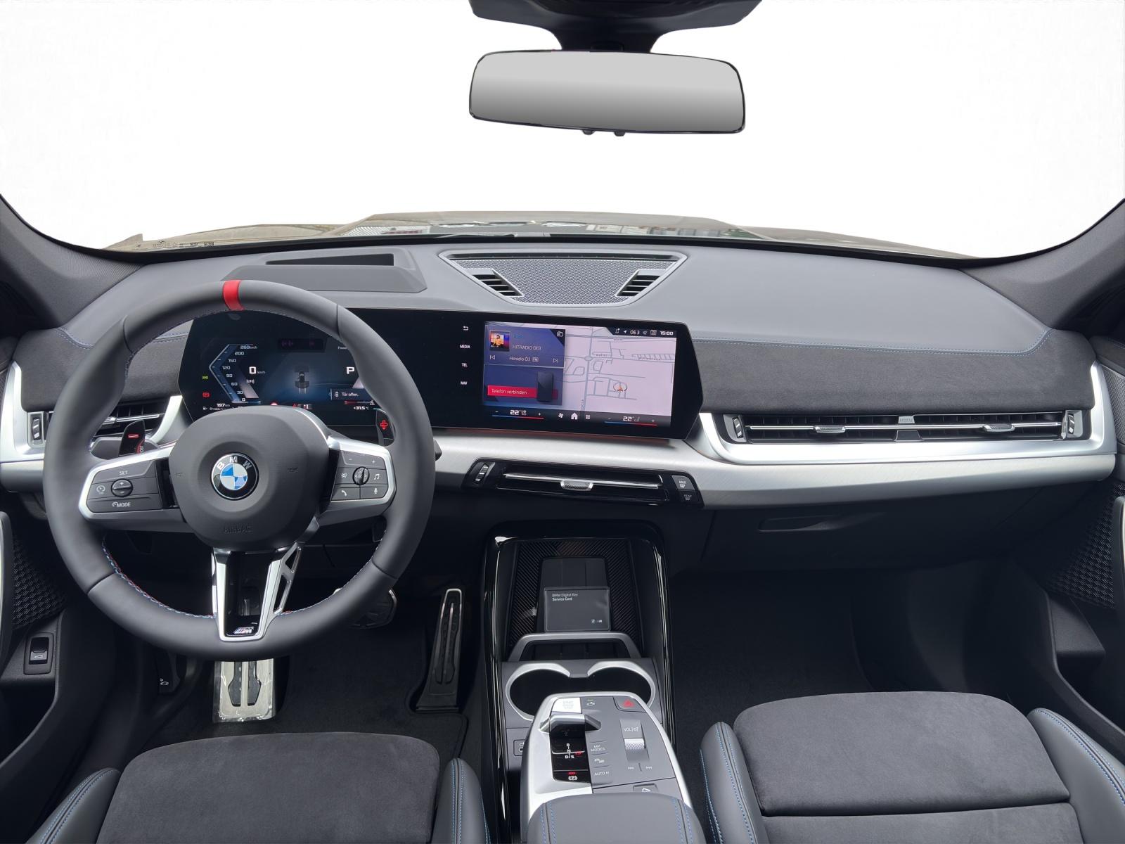 BMW X1 M35i-image-11