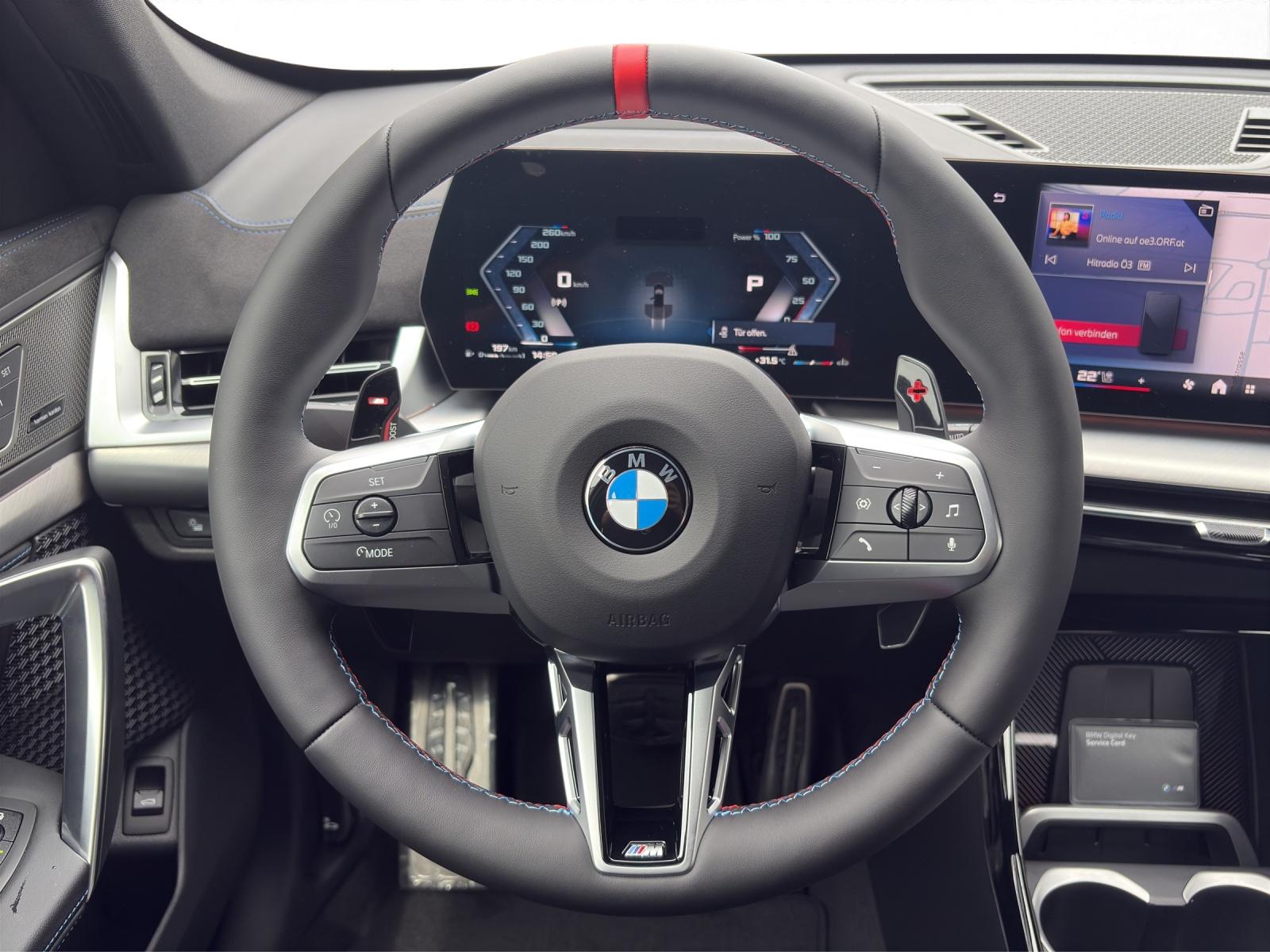 BMW X1 M35i-image-9