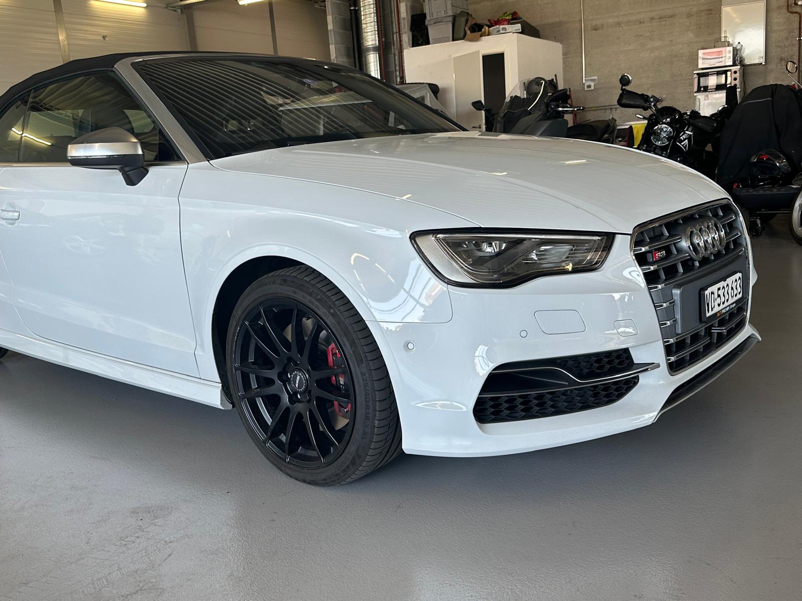 AUDI S3 Cabrio 2.0 TFSI quattro S-tronic-showroom-element-1