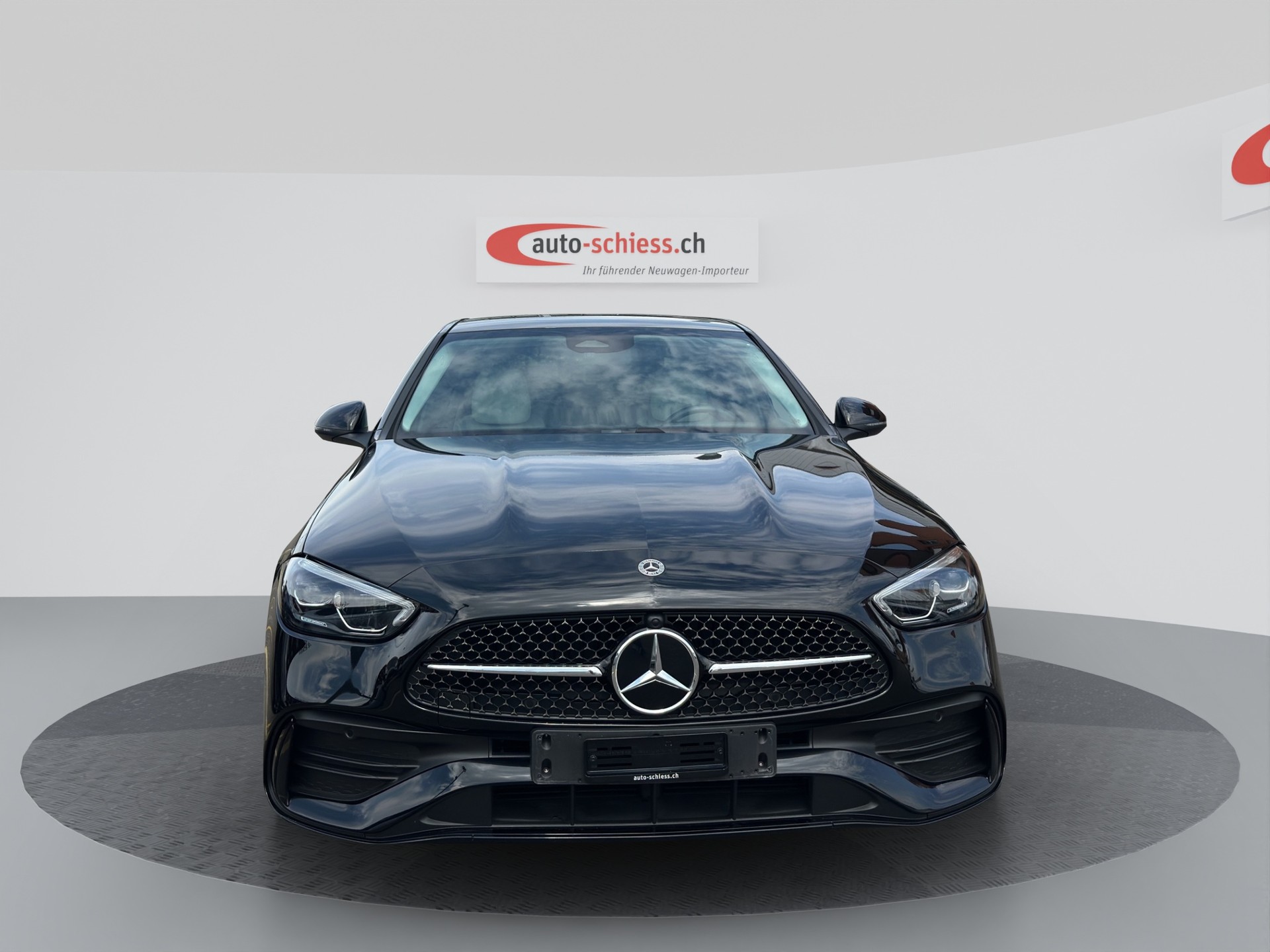 MERCEDES-BENZ C 200 AMG LINE NIGHT-showroom-element-1