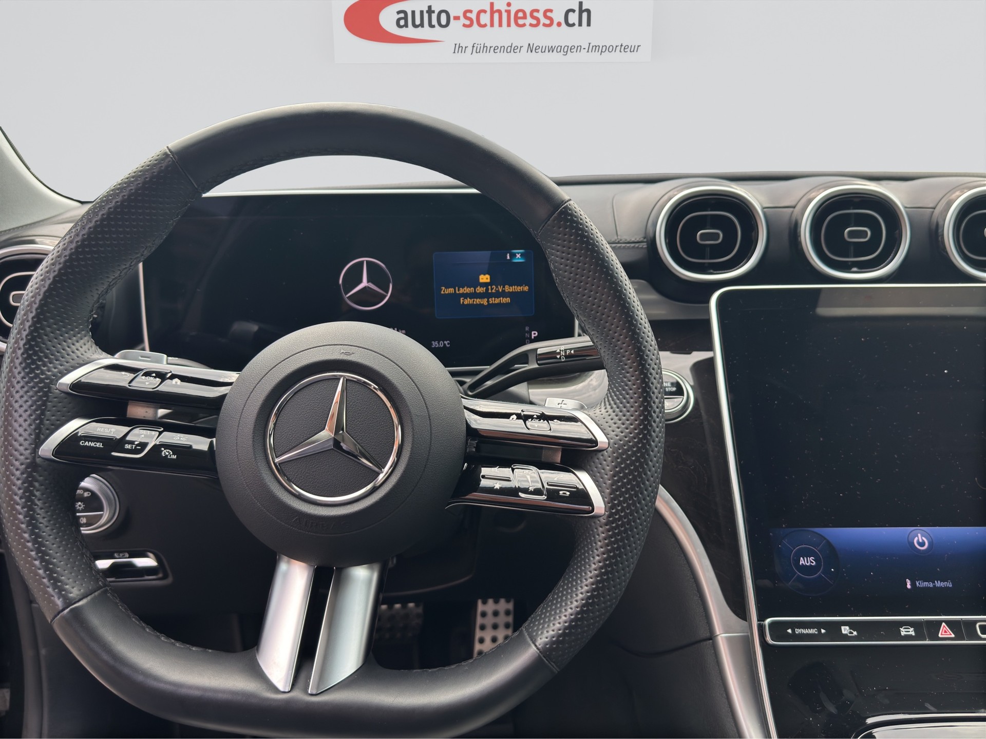 MERCEDES-BENZ C 200 AMG LINE NIGHT-image-11