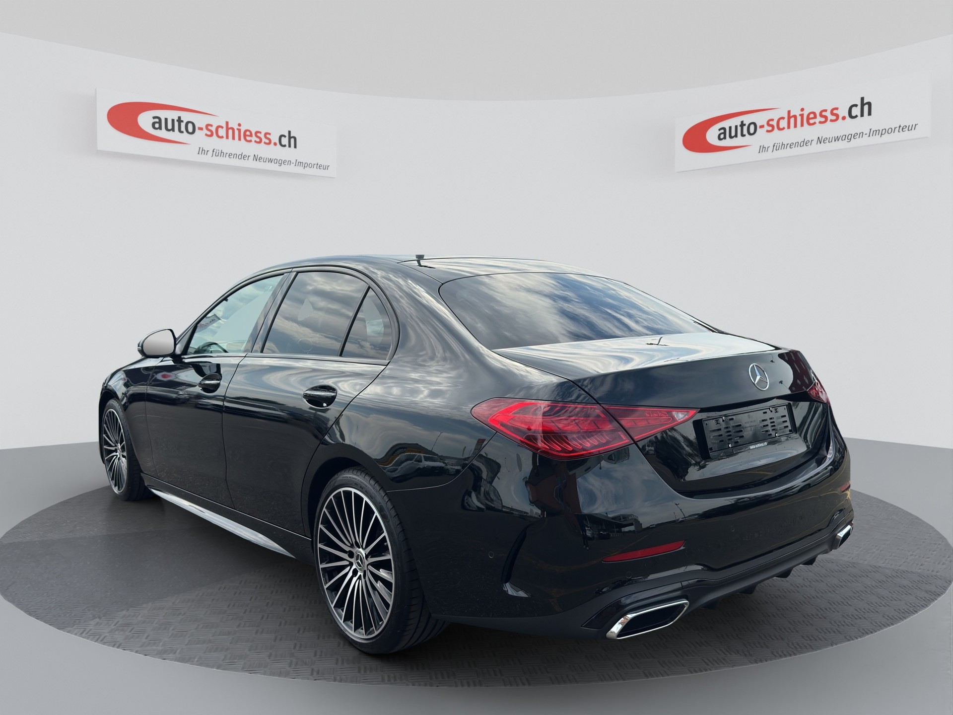 MERCEDES-BENZ C 200 AMG LINE NIGHT-showroom-element-2