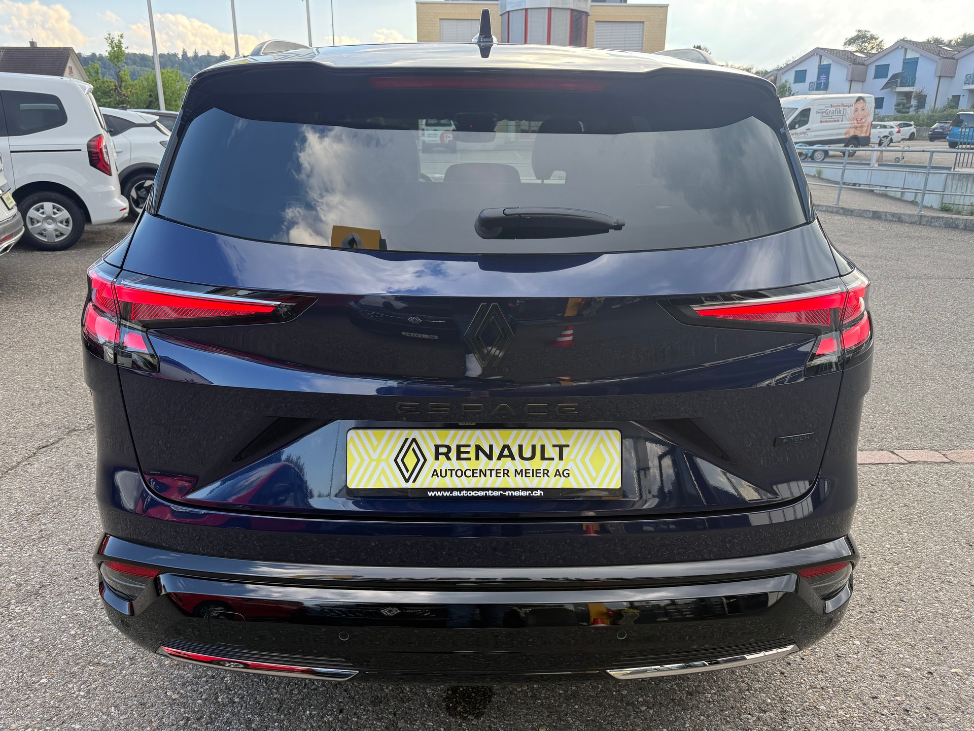 RENAULT Espace 1.2 E-Tech 200 Esprit Alpine 7-Sitze-image-4