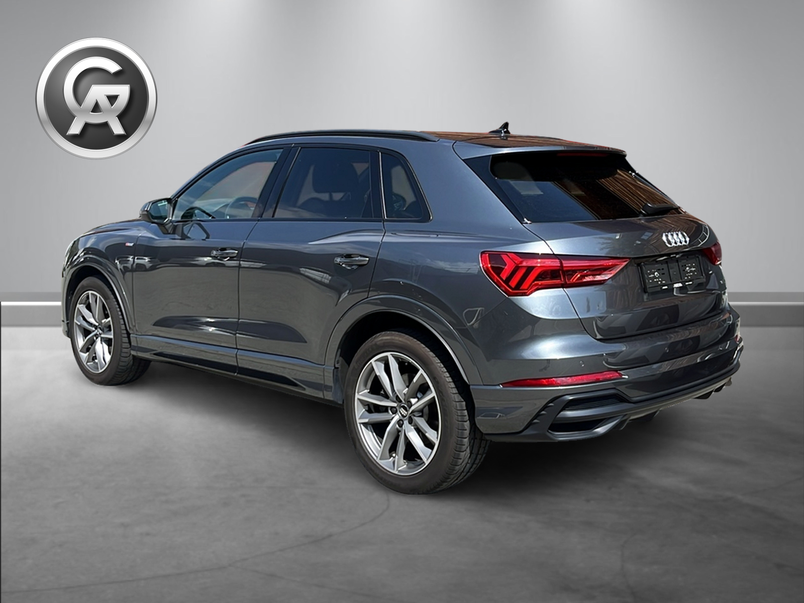 AUDI Q3 45 TFSI S line quattro S-tronic-showroom-element-1
