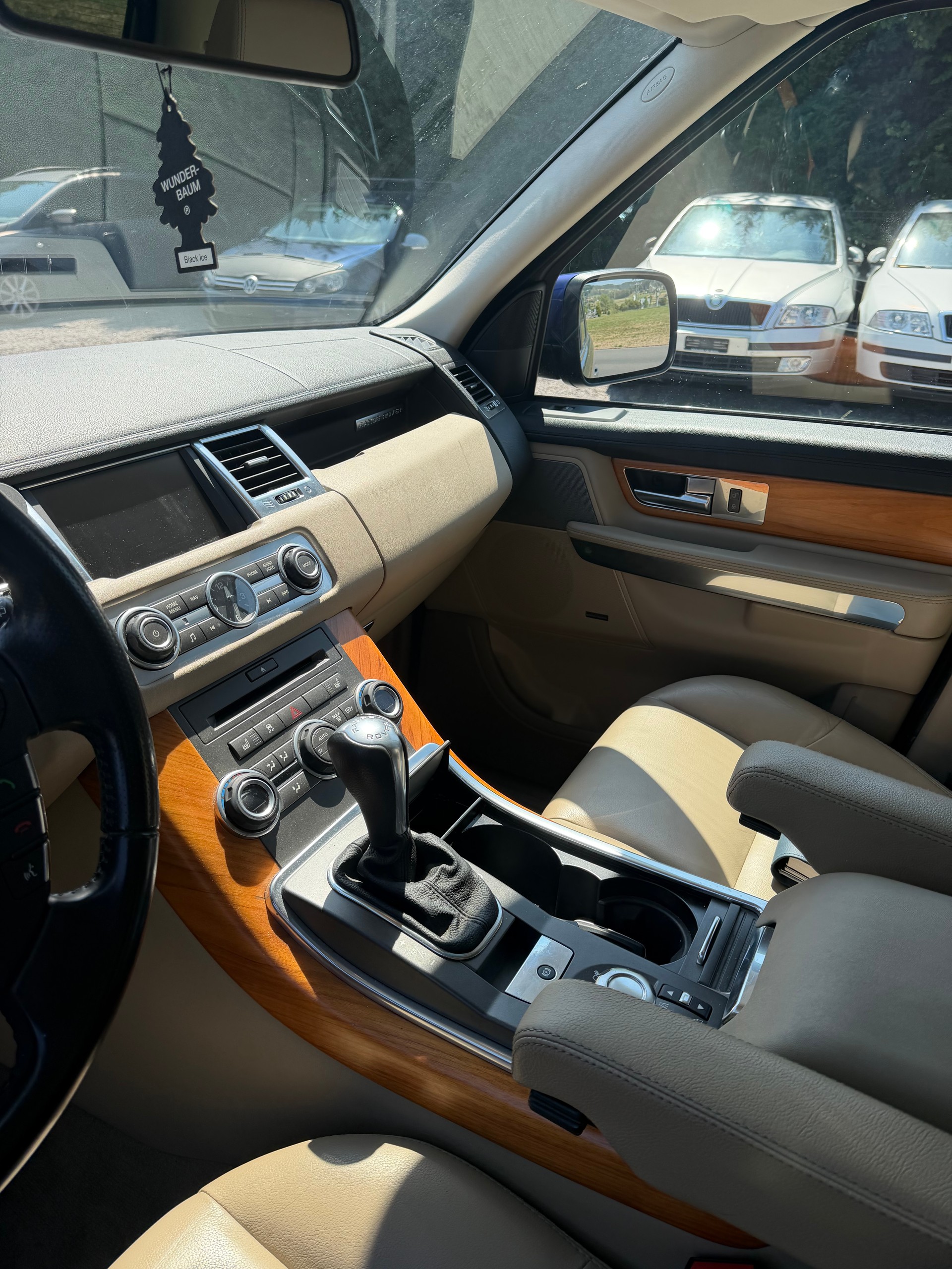 LAND ROVER Range Rover Sport 3.0 TDV6 HSE Automatic-image-8