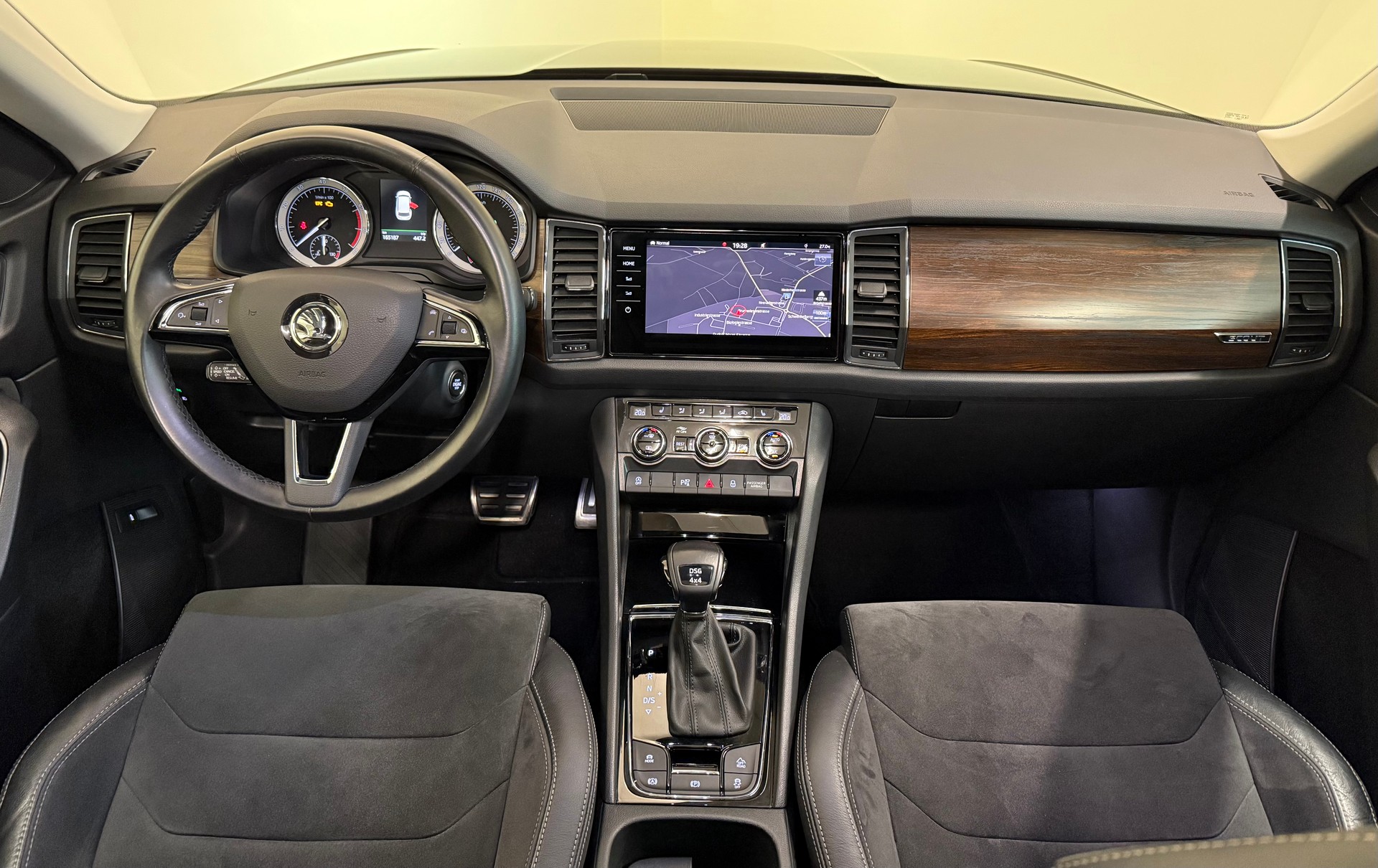 SKODA Kodiaq 2.0 TSI Scout DSG 4x4-image-14