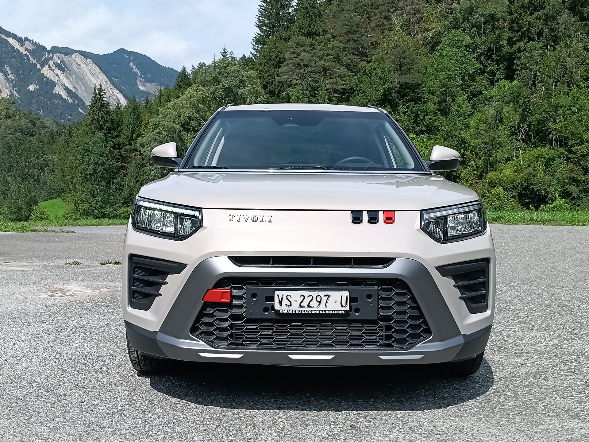 KGM-SsangYong Tivoli 1.5 T GDI Steel 4WD Automat-showroom-element-2