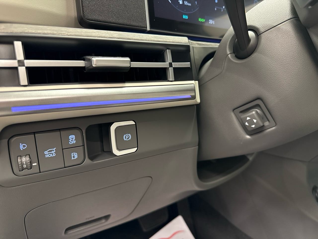 HYUNDAI Santa Fe 1.6 T-GDi PHEV Calligraphy 4WD Automatic-image-12