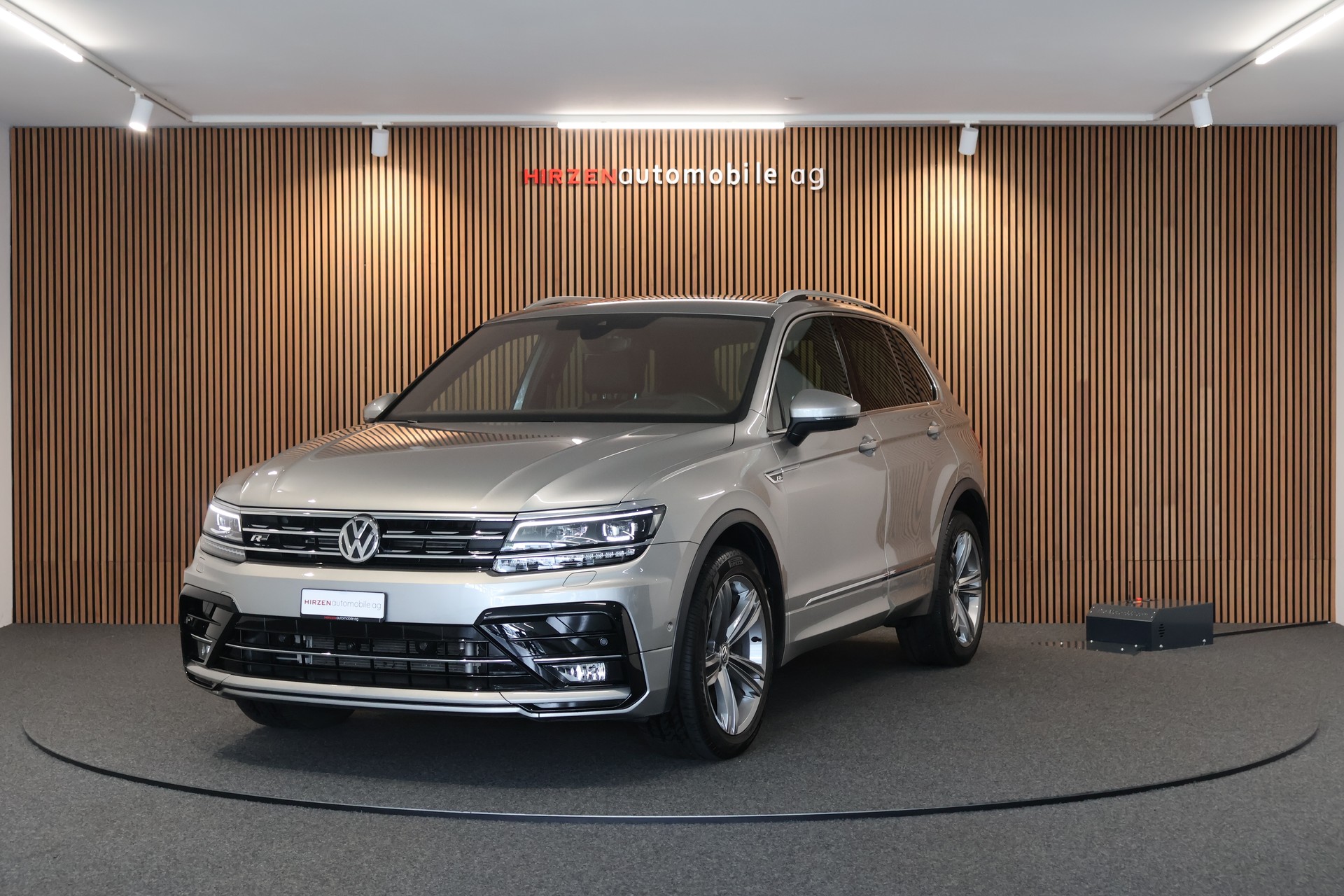 VW Tiguan 2.0TSI R-Line 4Motion DSG