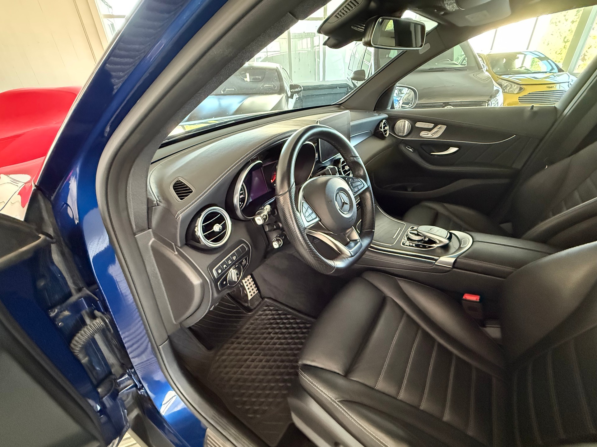MERCEDES-BENZ GLC 250d Exclusive 4Matic-image-6