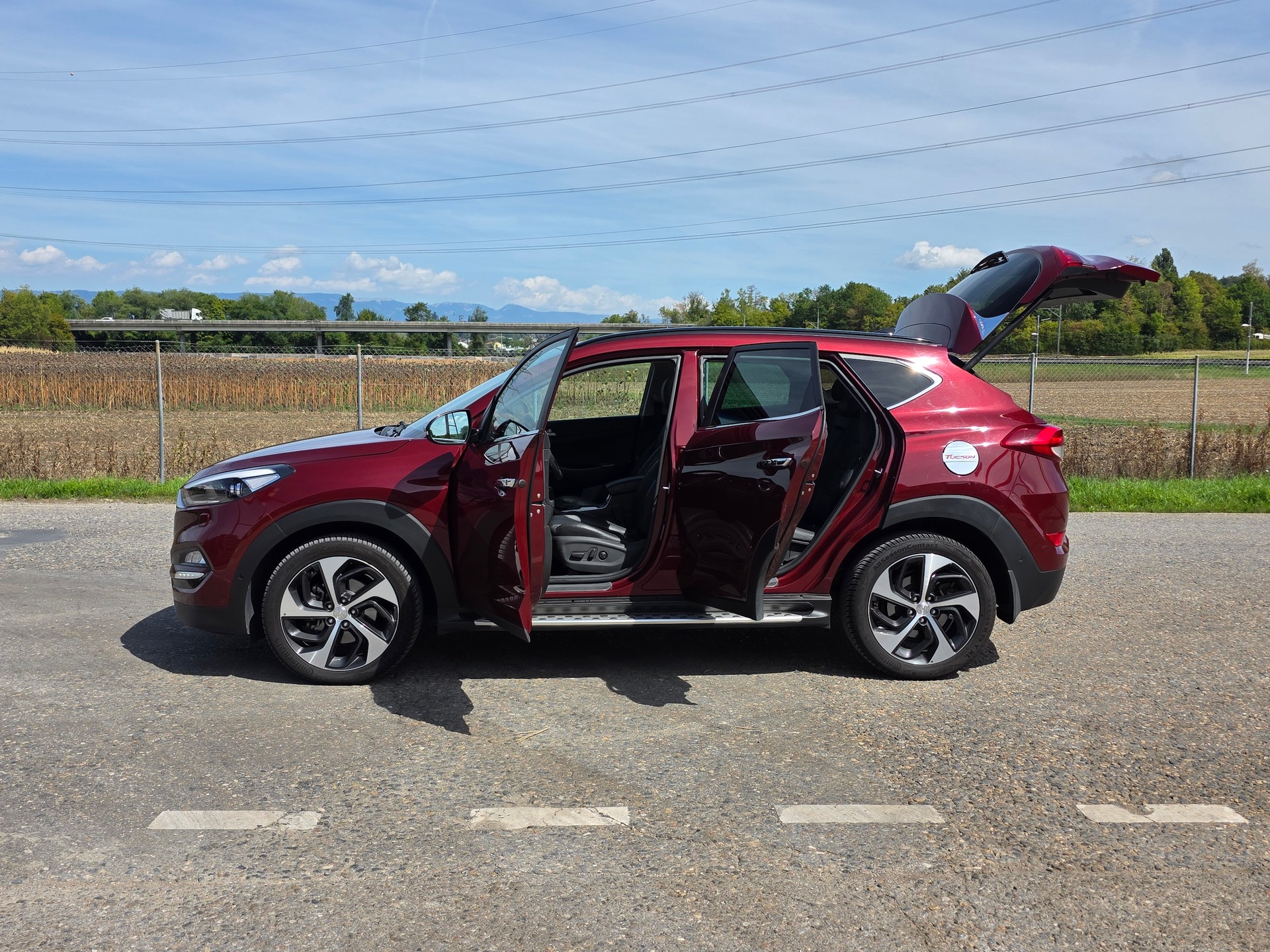 HYUNDAI Tucson 2.0 CRDI Vertex 4WD Automatic-image-3