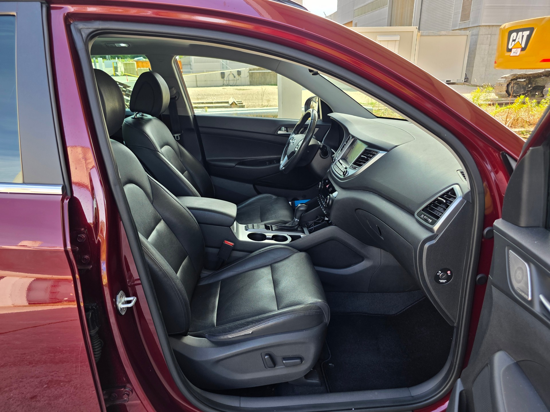 HYUNDAI Tucson 2.0 CRDI Vertex 4WD Automatic-image-9