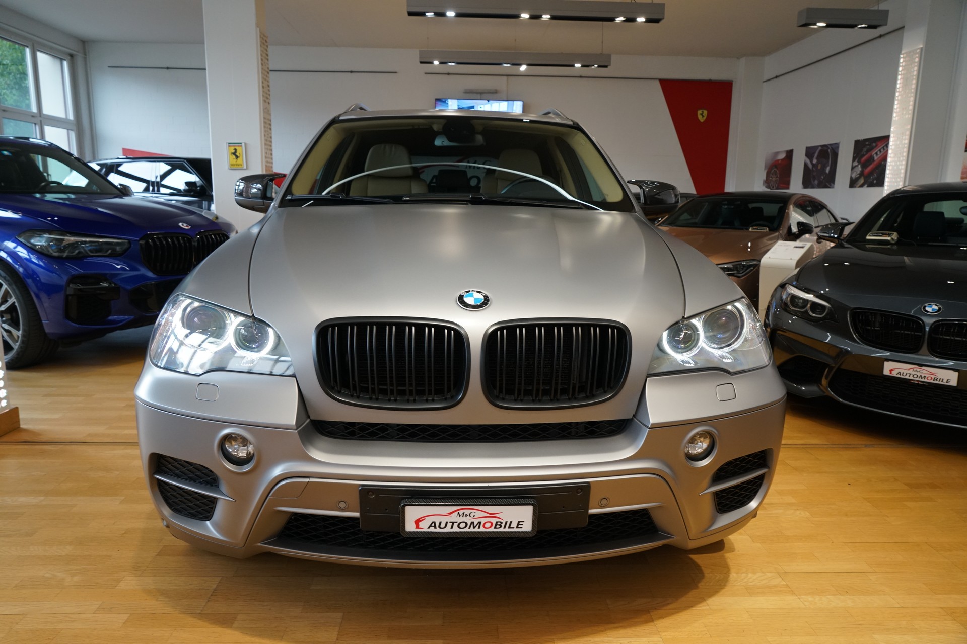 BMW X5 xDrive 40d Steptronic-showroom-element-1