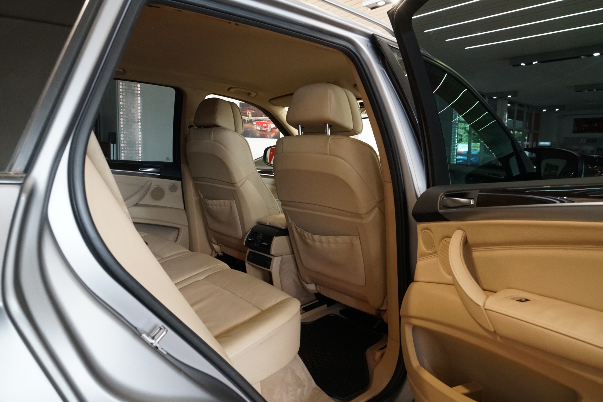 BMW X5 xDrive 40d Steptronic-image-17