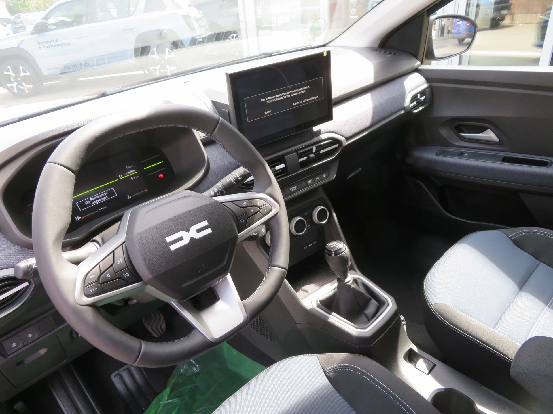 DACIA Sandero 1.0 TCe 100 Journey-image-9