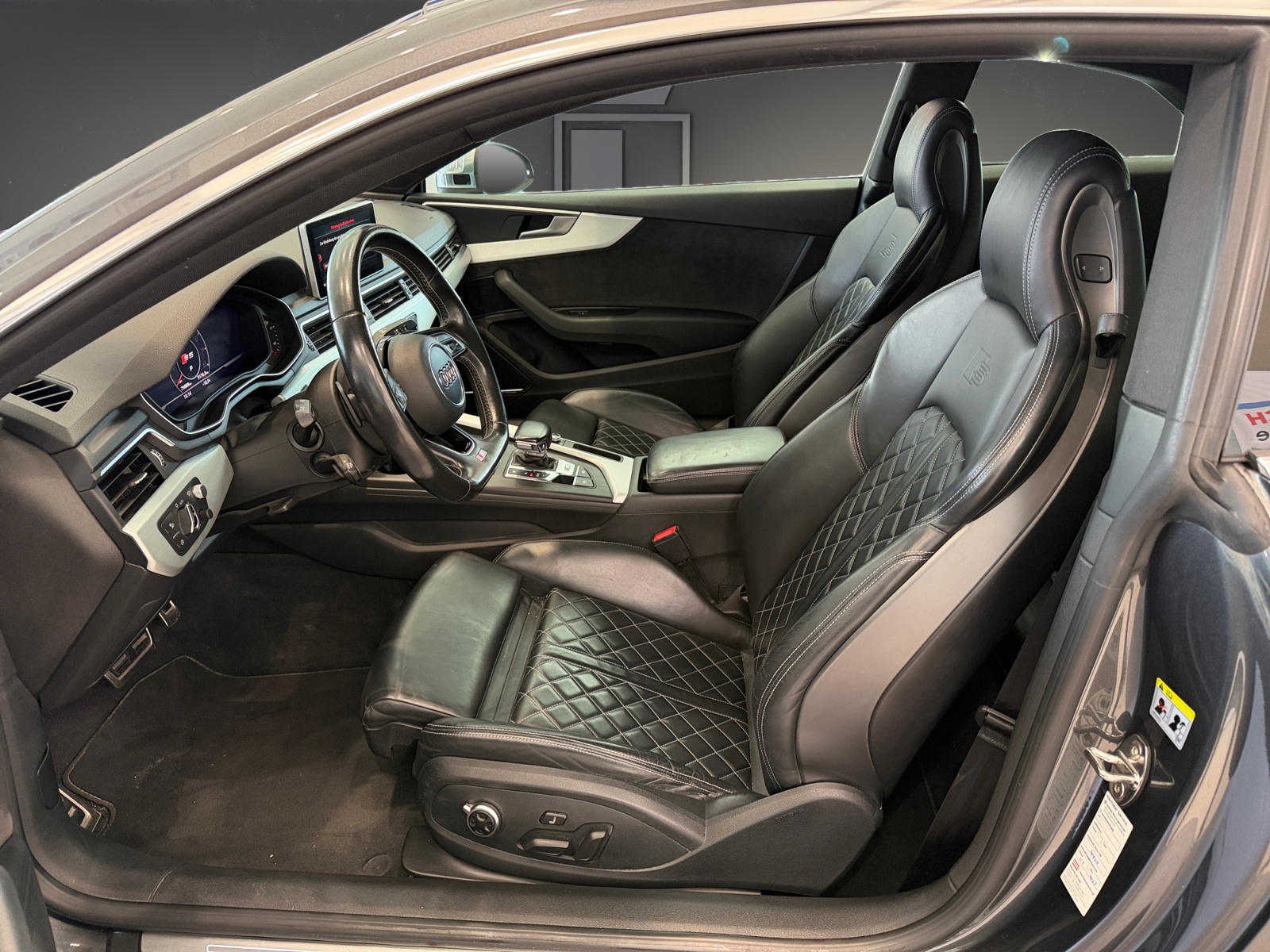 AUDI S5 Coupé 3.0 TFSI quattro tiptronic-image-9
