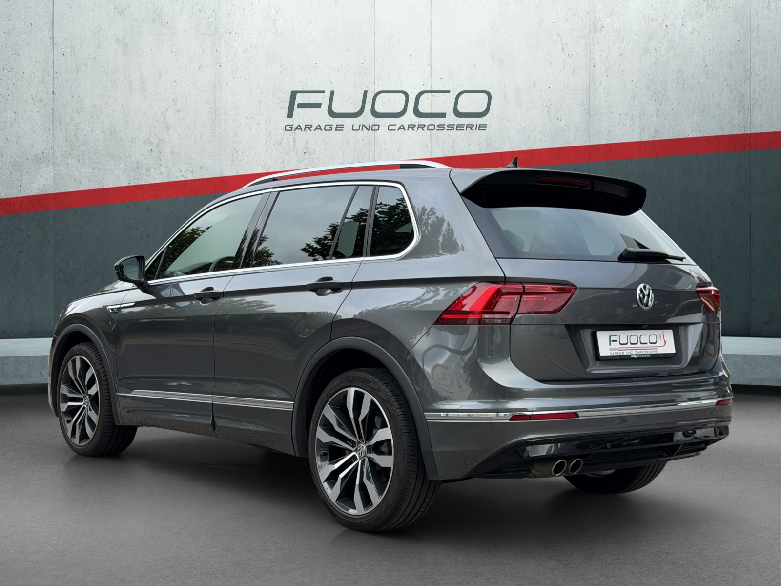 VW Tiguan 2.0TSI R-Line 4Motion DSG-image-4