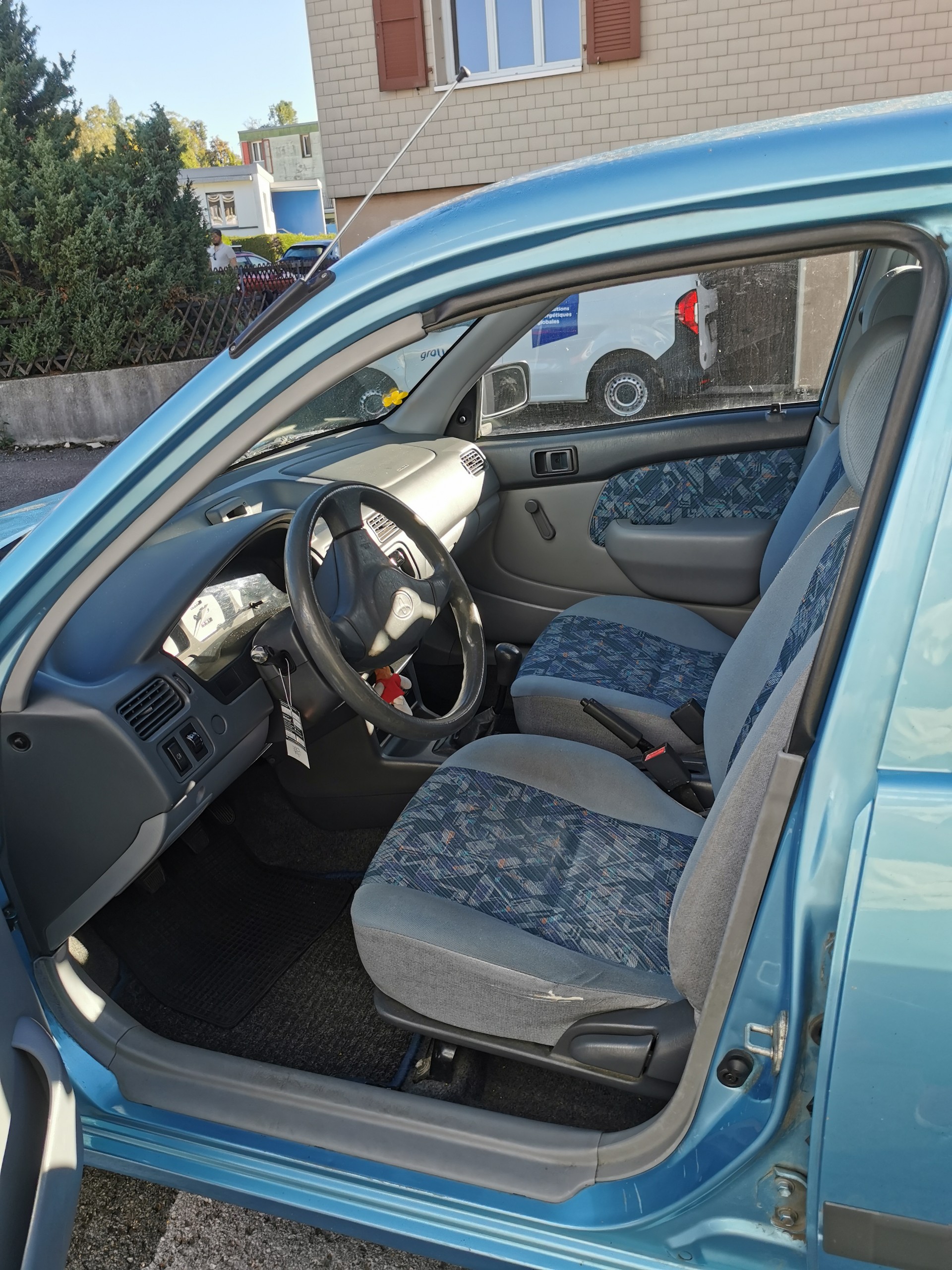 TOYOTA 1.3-image-2
