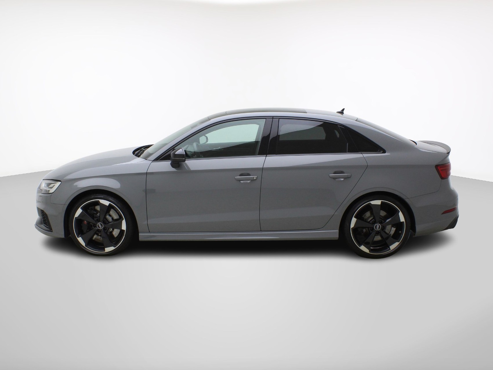 AUDI RS3 Limousine 2.5 T FSI quattro S-Tronic-showroom-element-2