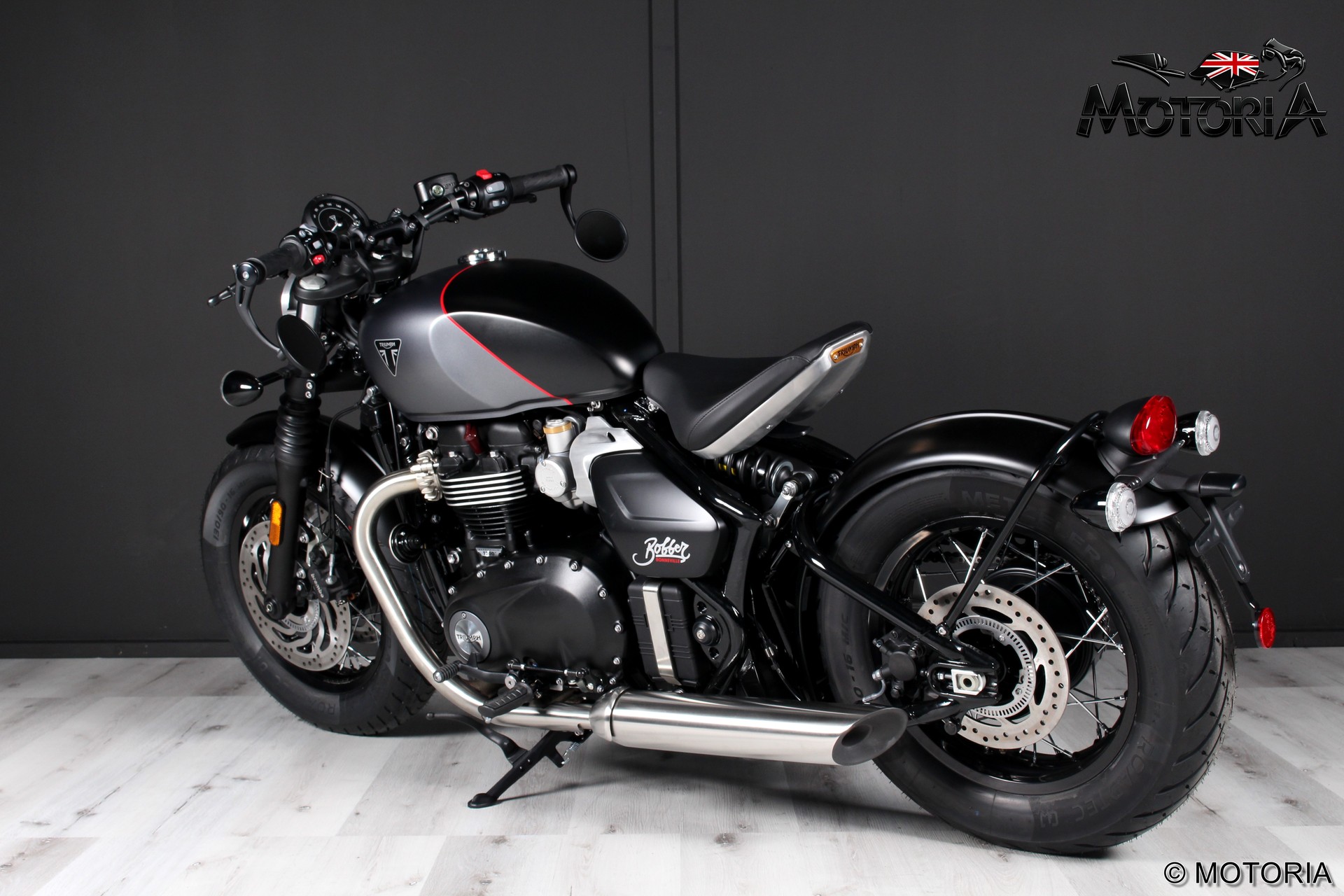 TRIUMPH Bonneville 1200 Bobber MY26 (35kW / 57kW)-image-4