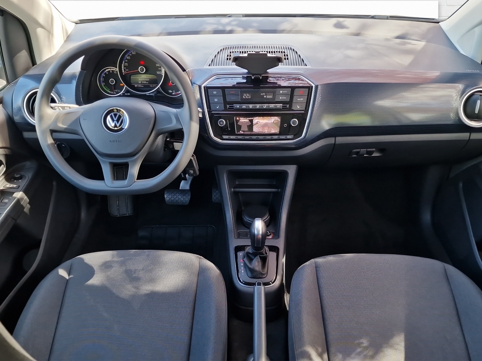 VW Up e-image-5