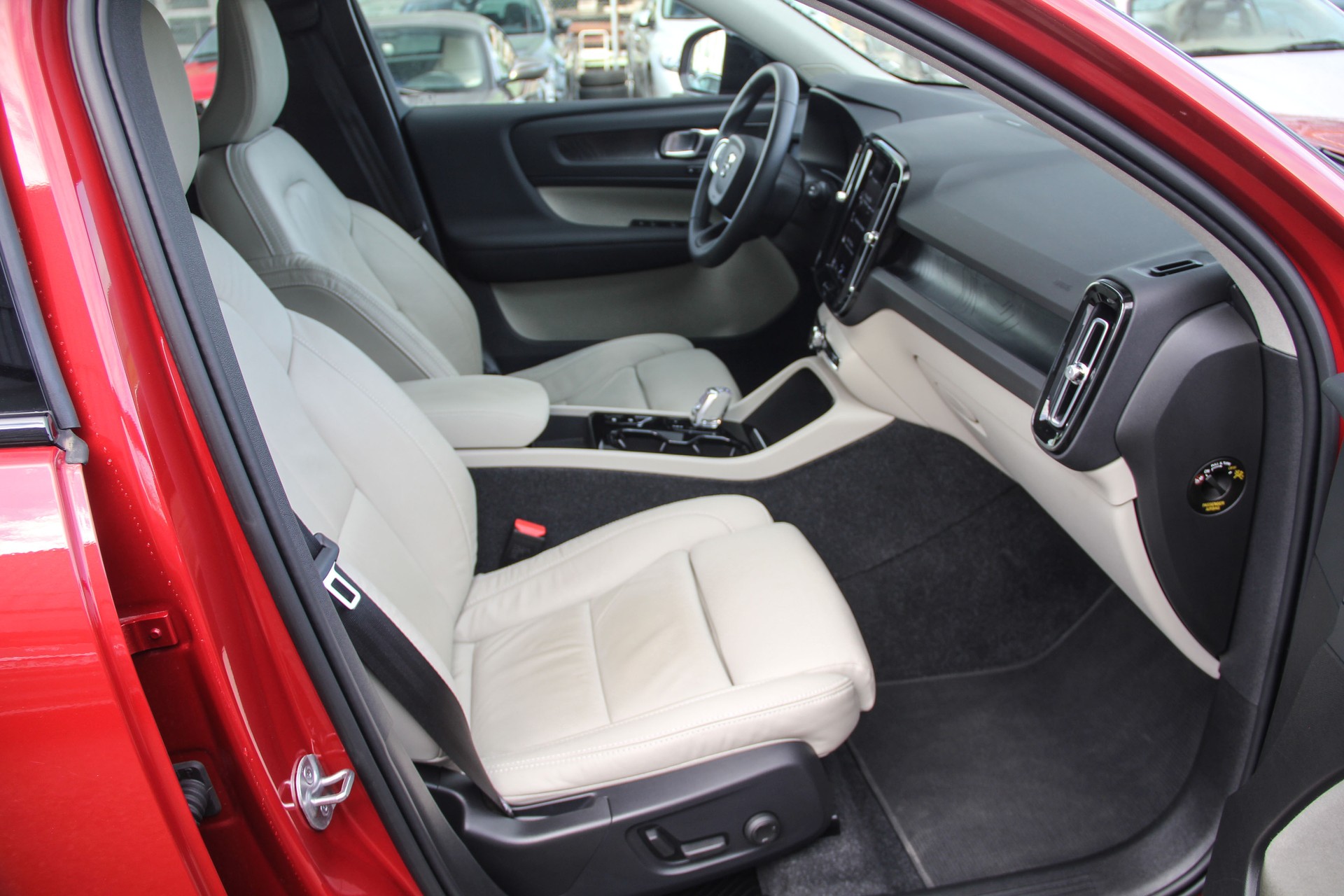 VOLVO XC40 T5 PHEV Ultimate Dark DCT 🇸🇪 ⭐⭐⭐⭐⭐-image-9