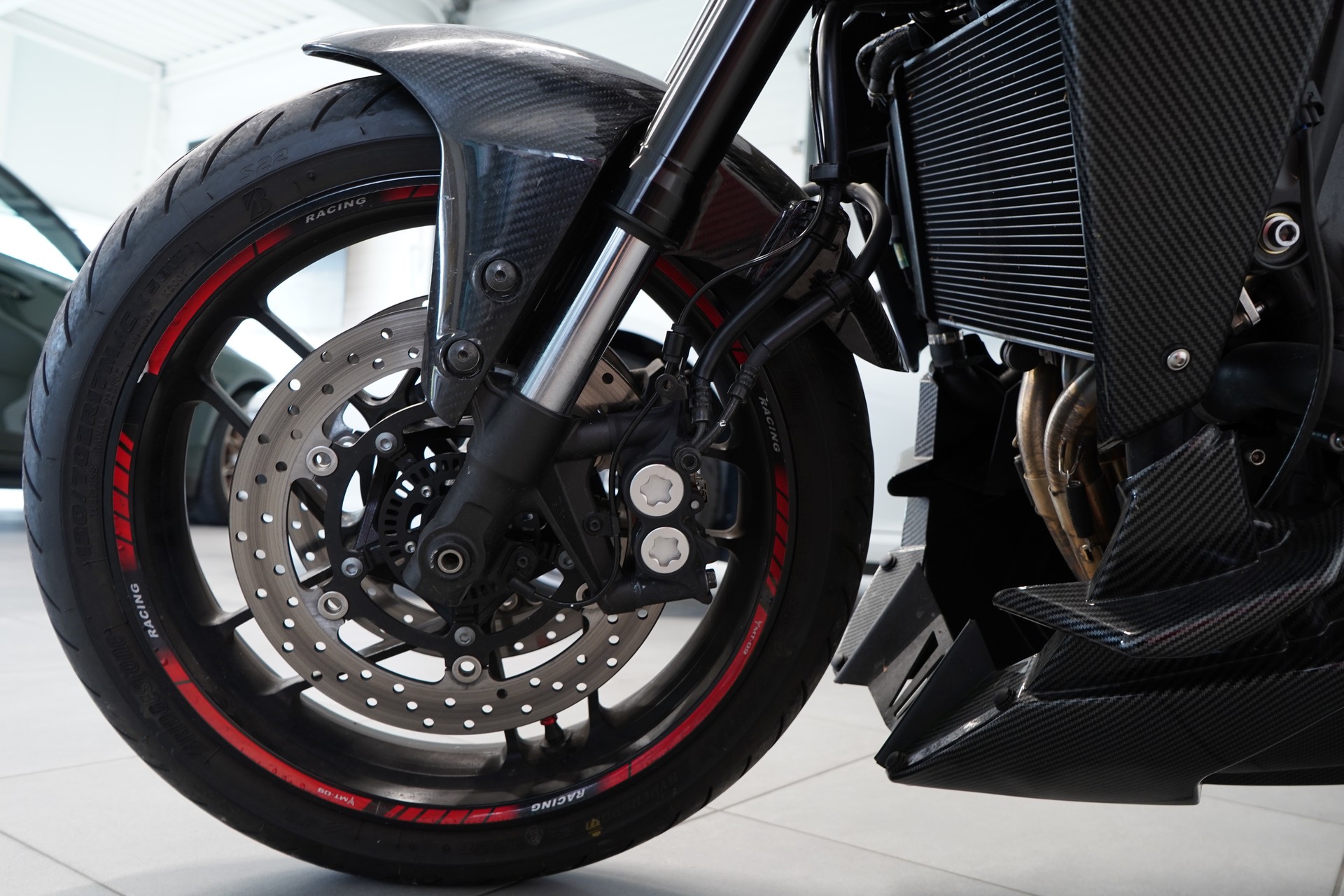 YAMAHA MT-09-image-14