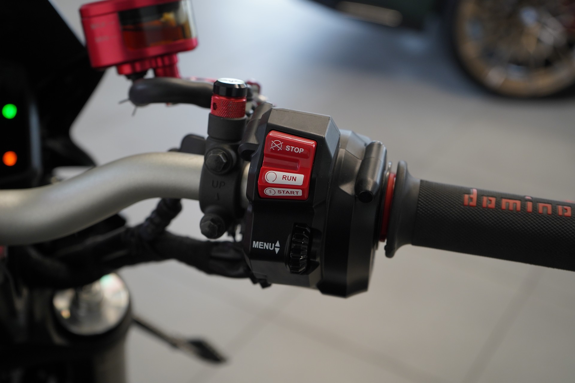 YAMAHA MT-09-image-11